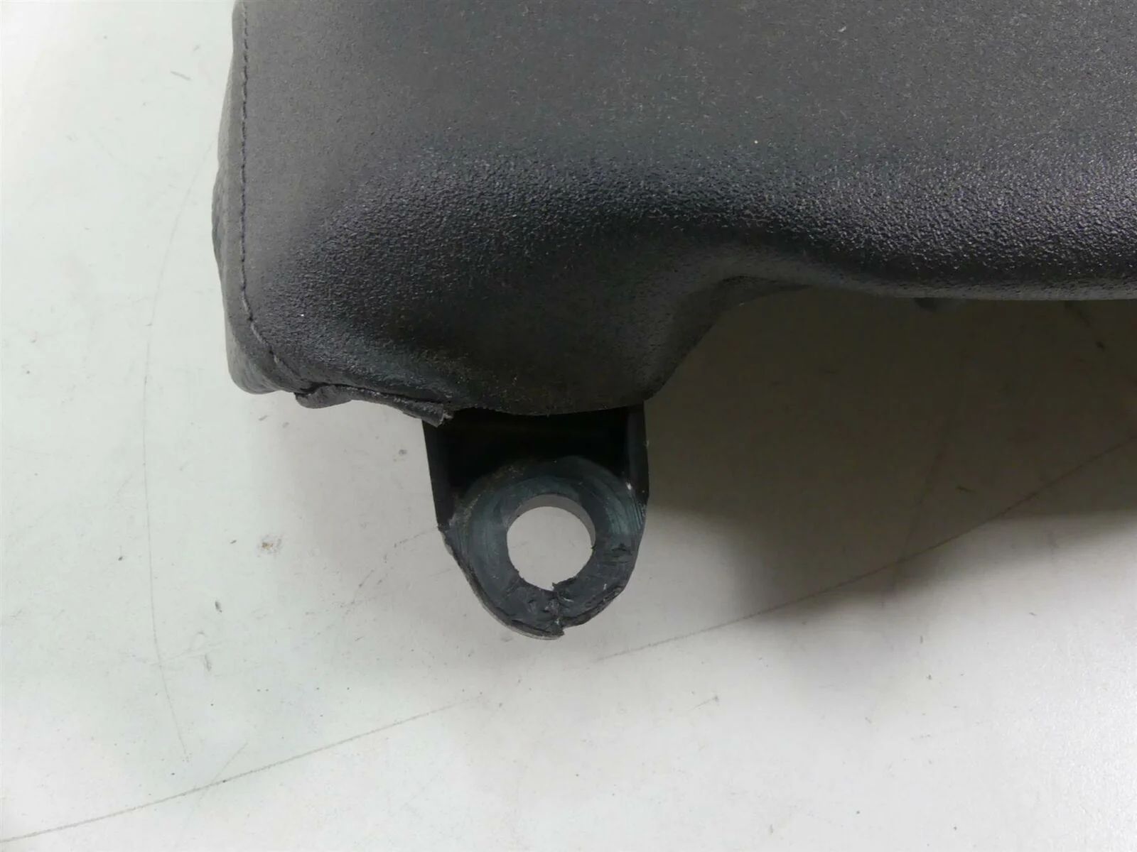 2020 Yamaha VMX17 1700 Front Drive Rider Saddle Seat - Read 2S3-24710-10-00 - Image 8