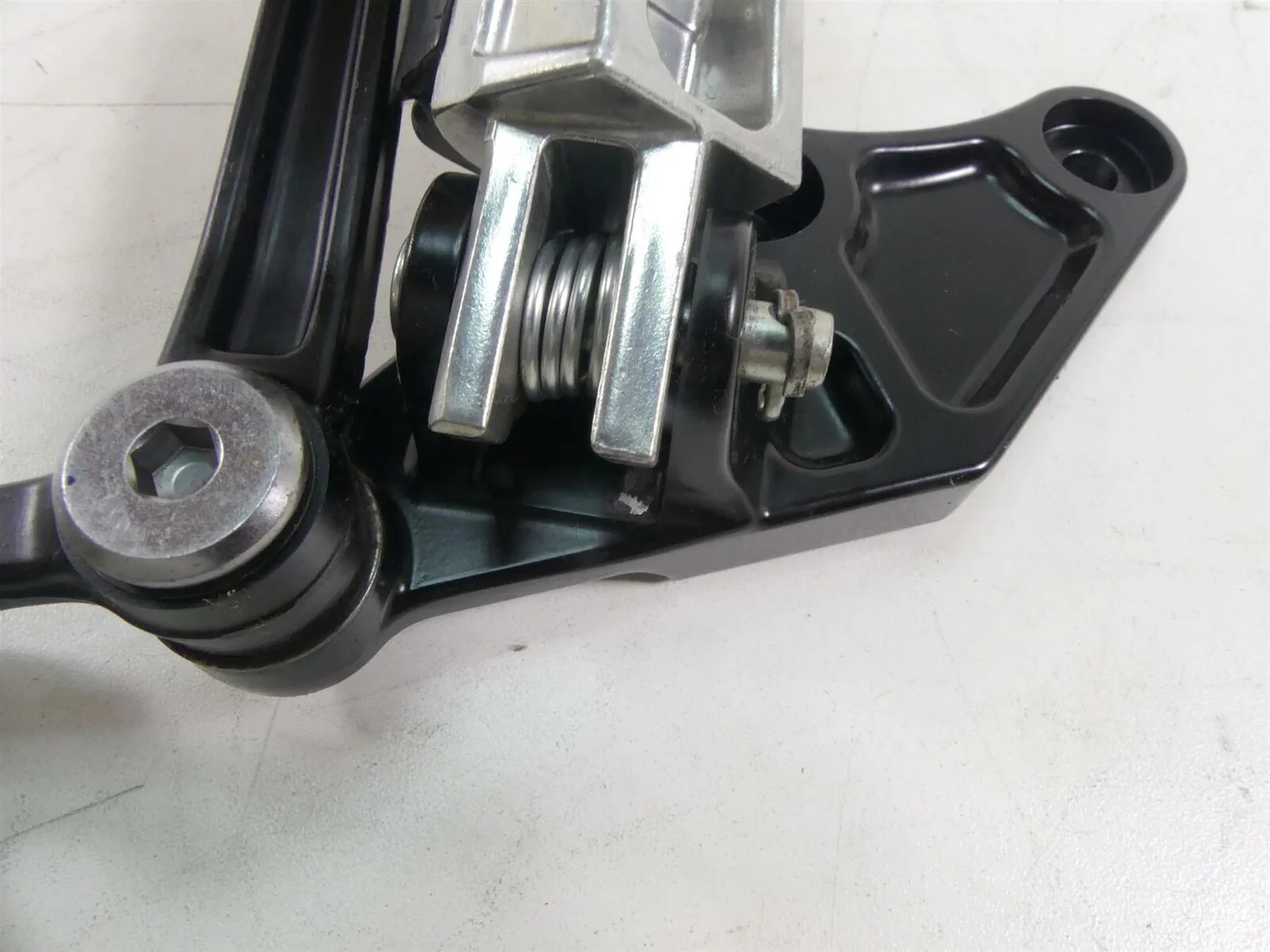 2020 Yamaha VMX17 1700 Left Footpeg Foot Peg + Gear Shifter Set 2S3-27442-10-00 - Image 5