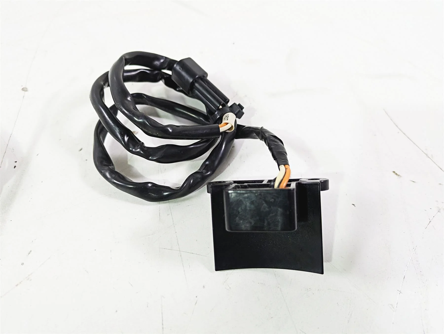 2020 Yamaha Waverunner VX1050 Deluxe Buzzer & Magnet Sensor F1S-68341-00-00 - Image 5