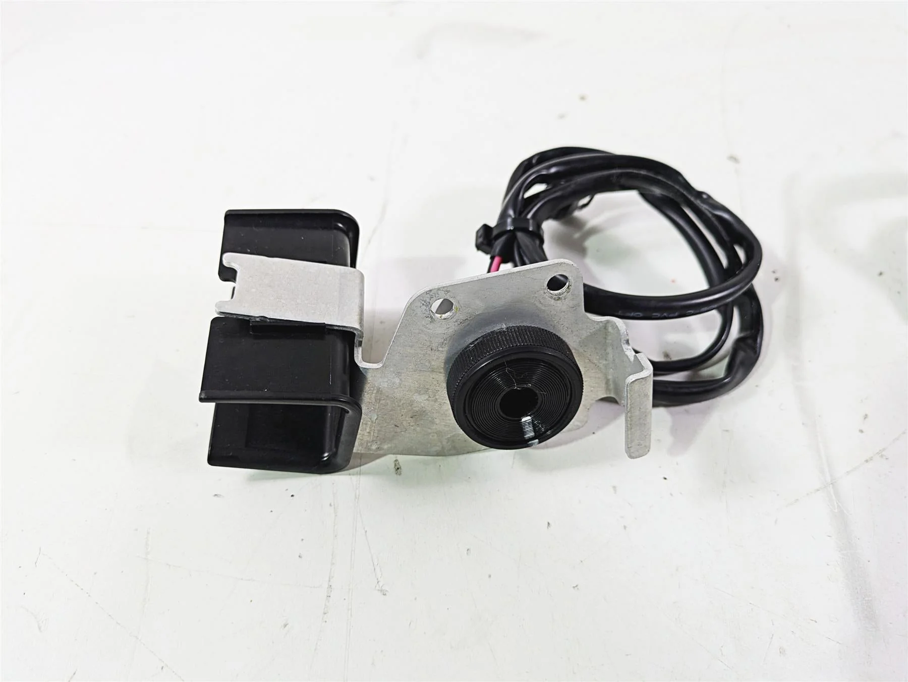 2020 Yamaha Waverunner VX1050 Deluxe Buzzer & Magnet Sensor F1S-68341-00-00 - Image 6