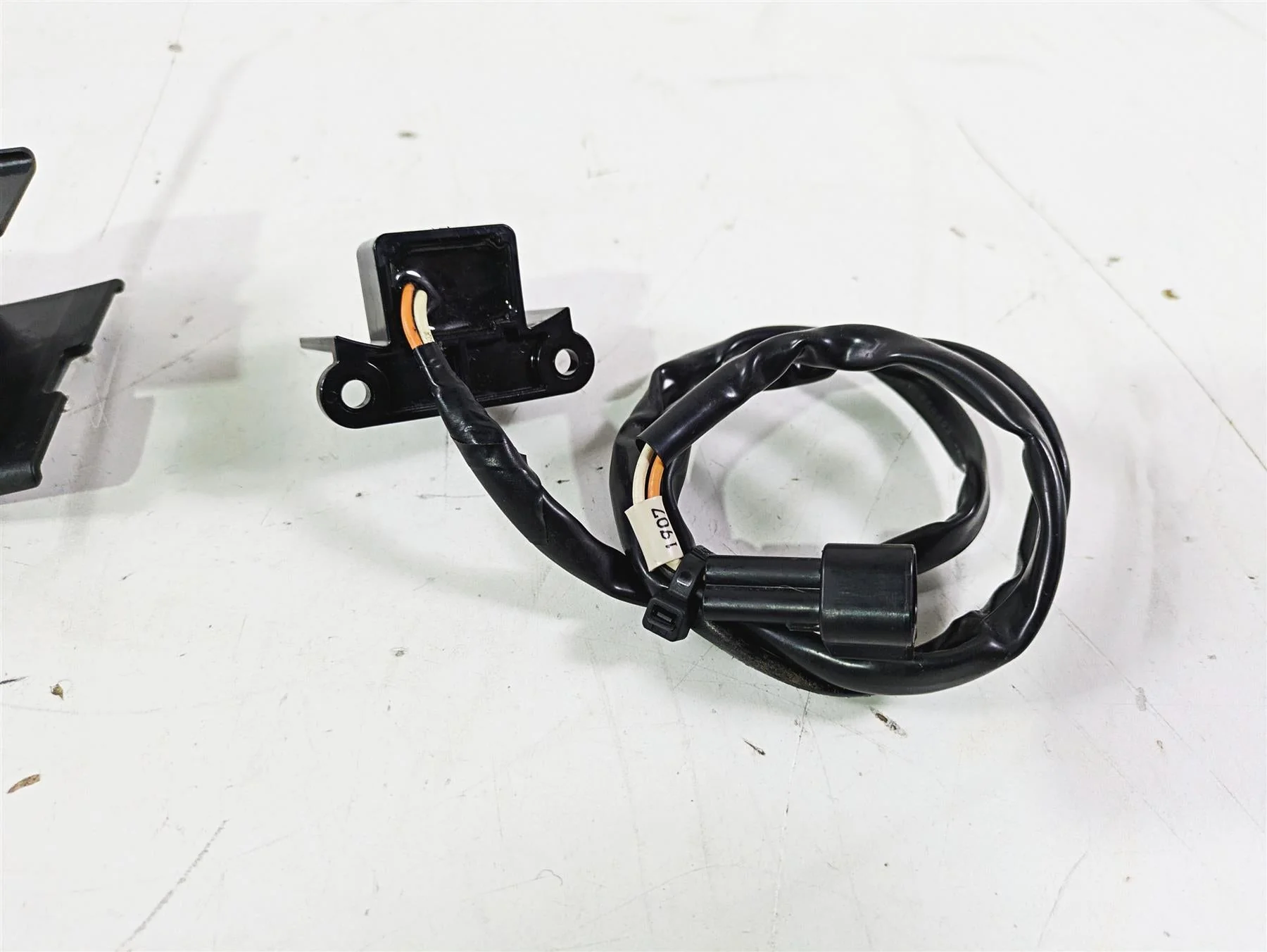 2020 Yamaha Waverunner VX1050 Deluxe Buzzer & Magnet Sensor F1S-68341-00-00 - Image 7