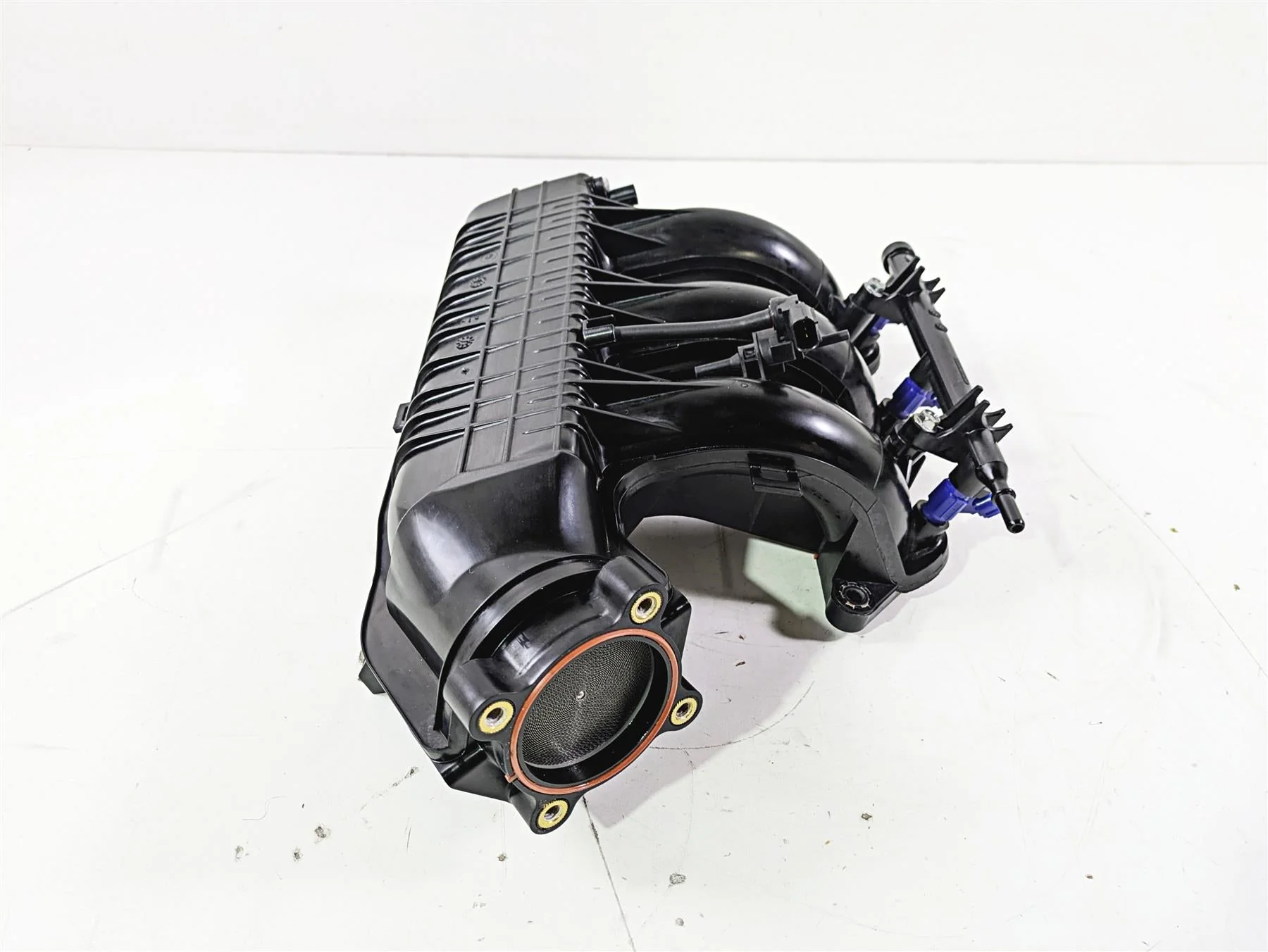 2020 Yamaha Waverunner VX1050 Deluxe Intake Manifold & Injectors 6EY-13641-00-00 - Image 3
