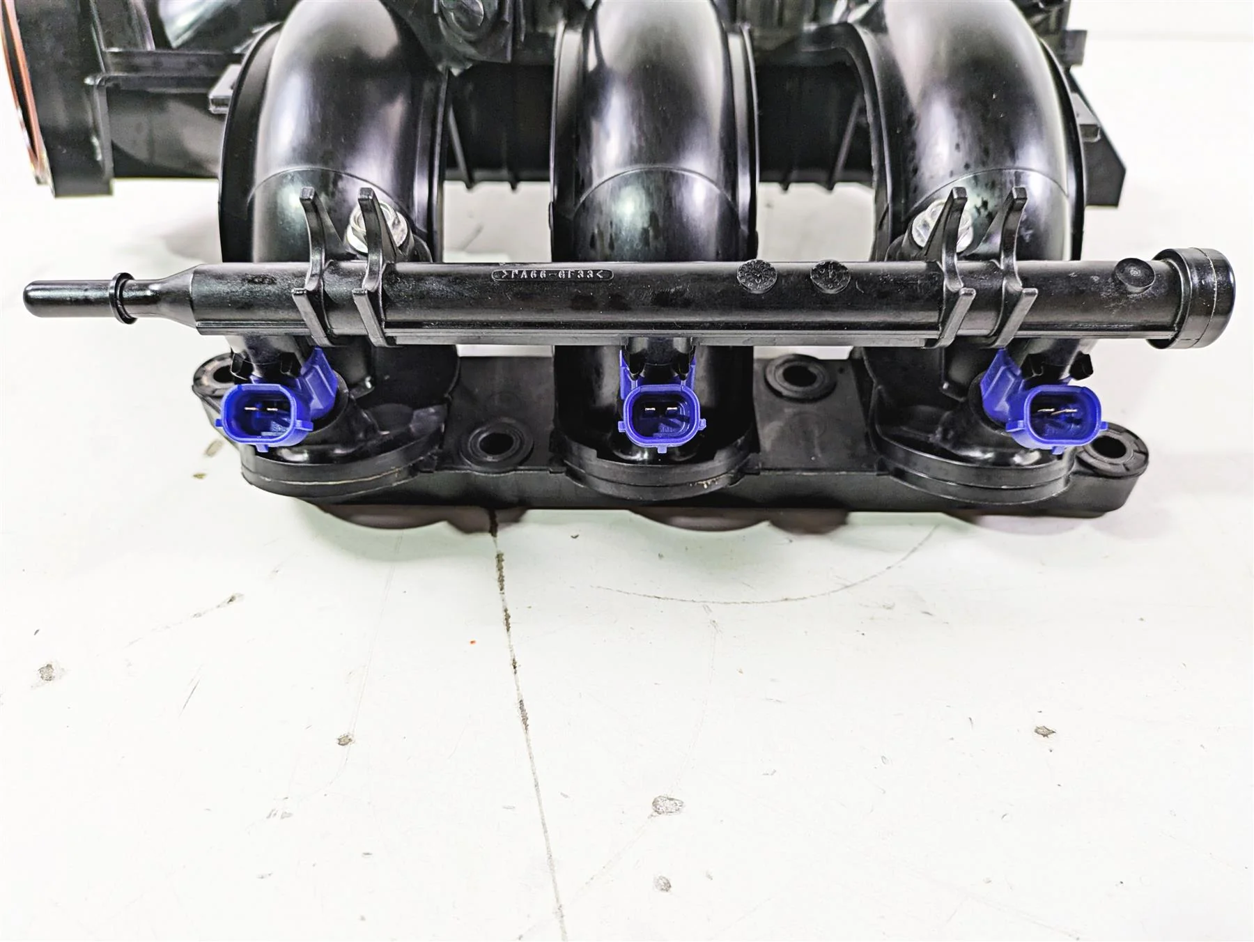 2020 Yamaha Waverunner VX1050 Deluxe Intake Manifold & Injectors 6EY-13641-00-00 - Image 8