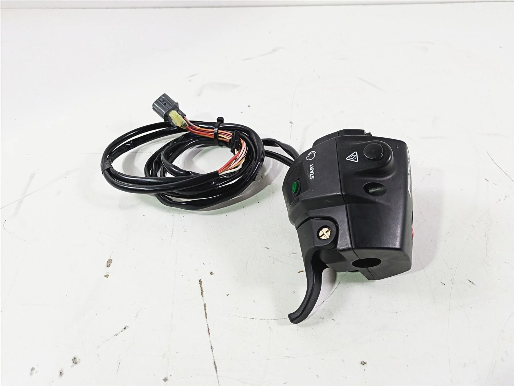 2020 Yamaha Waverunner VX1050 Deluxe Left Hand Control Switch F2X-68310-01-00 - Image 4