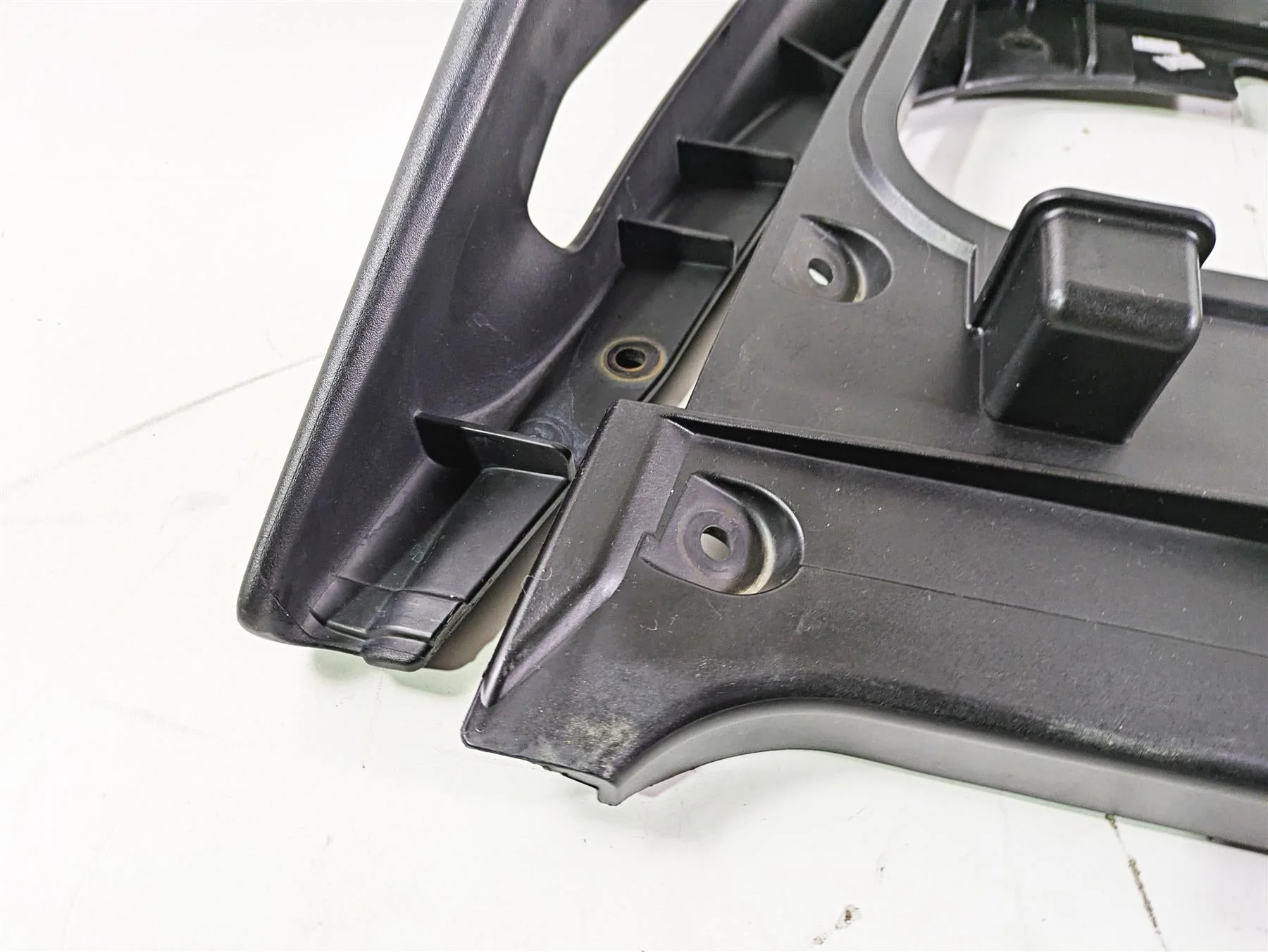 2020 Yamaha Waverunner VX1050 Deluxe Rear Passenger Grab Handle F2X-U271B-10-00 - Image 6