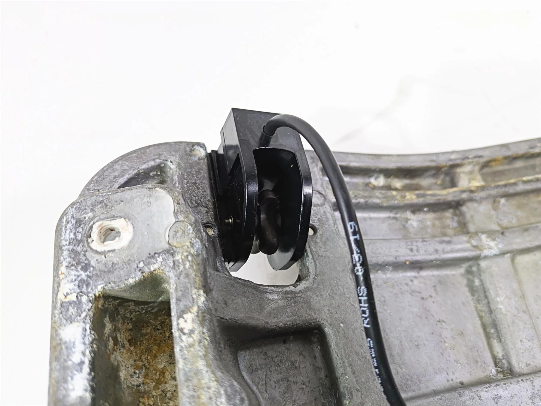 2020 Yamaha Waverunner VX1050 Deluxe Skid Plate Speed Sensor Set F2X-U273B-00-00 - Image 9