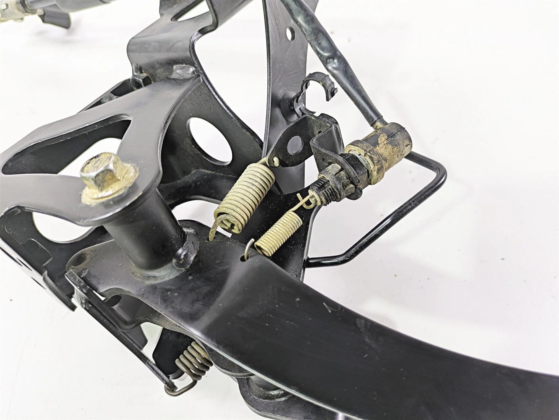 2020 Yamaha YXZ1000 R SS XTR Foot Pedal & Mount Set B57-F2548-01-00 - Image 7
