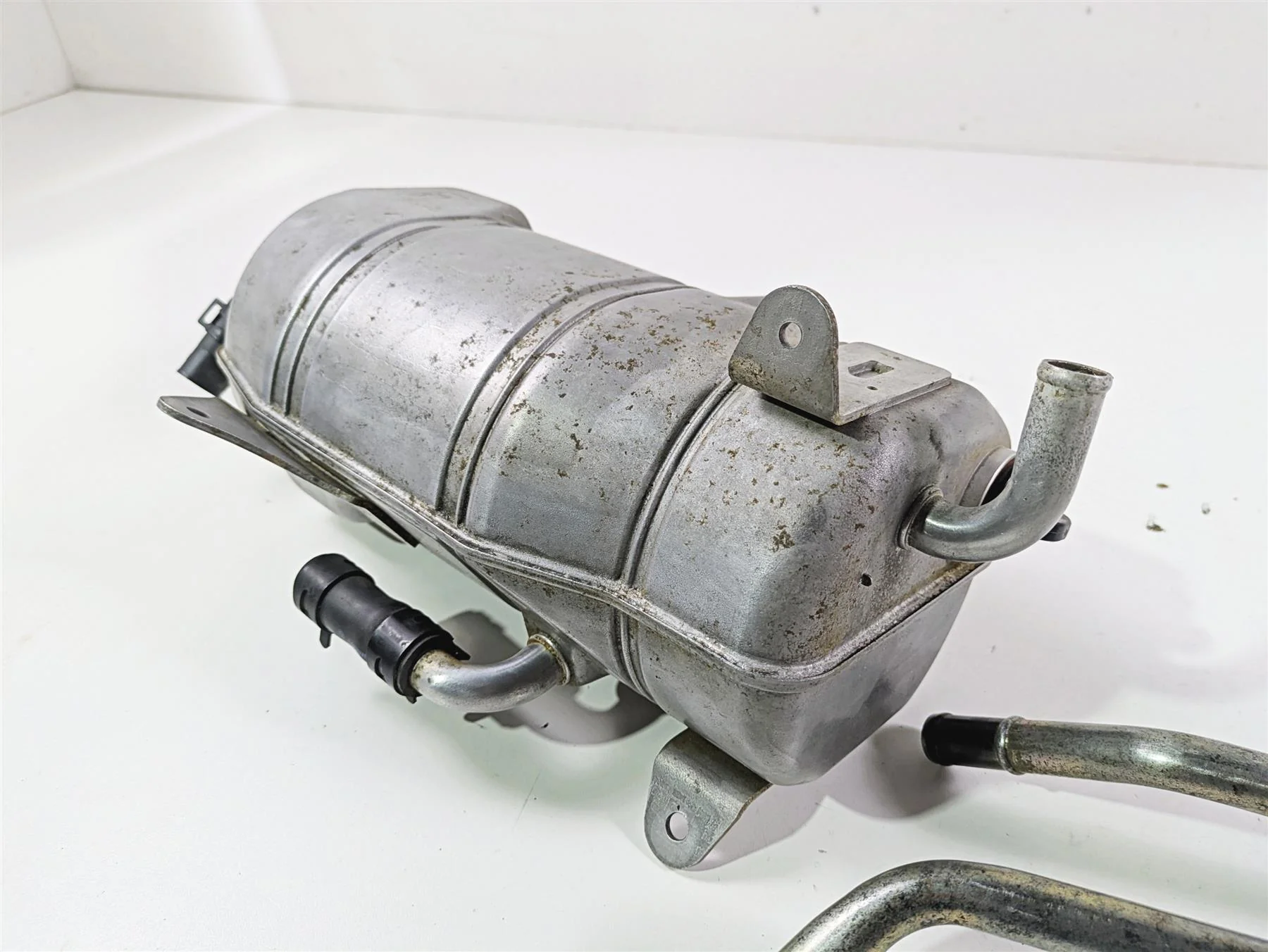 2020 Yamaha YXZ1000 R SS XTR Oil Tank Reservoir 2HC-21751-01-00 2HC-21751-02-00 - Image 8