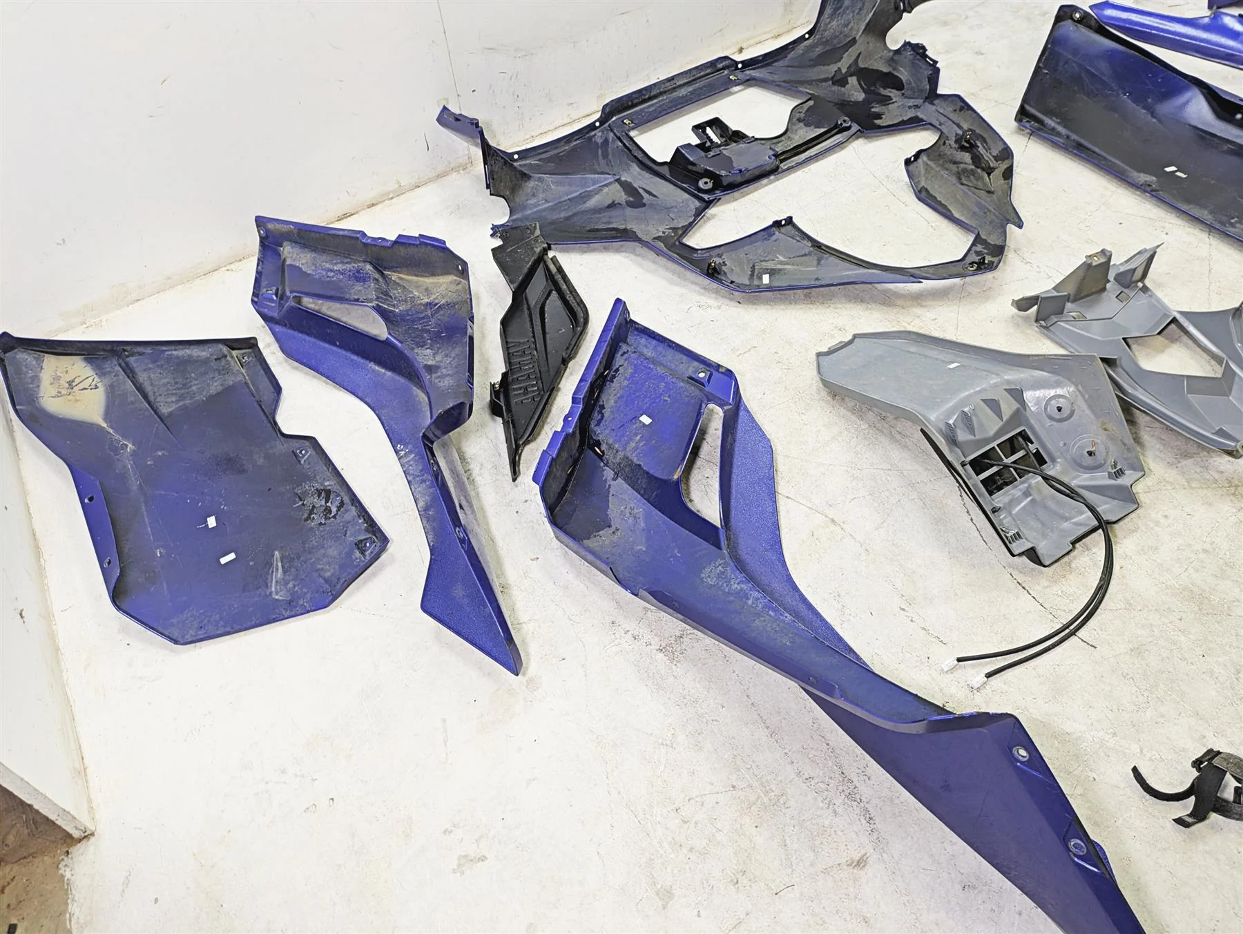 2020 Yamaha YXZ1000 R SS XTR Outer Plastic Fairing Cover Fender Hood 2HC-F1511 - Image 10