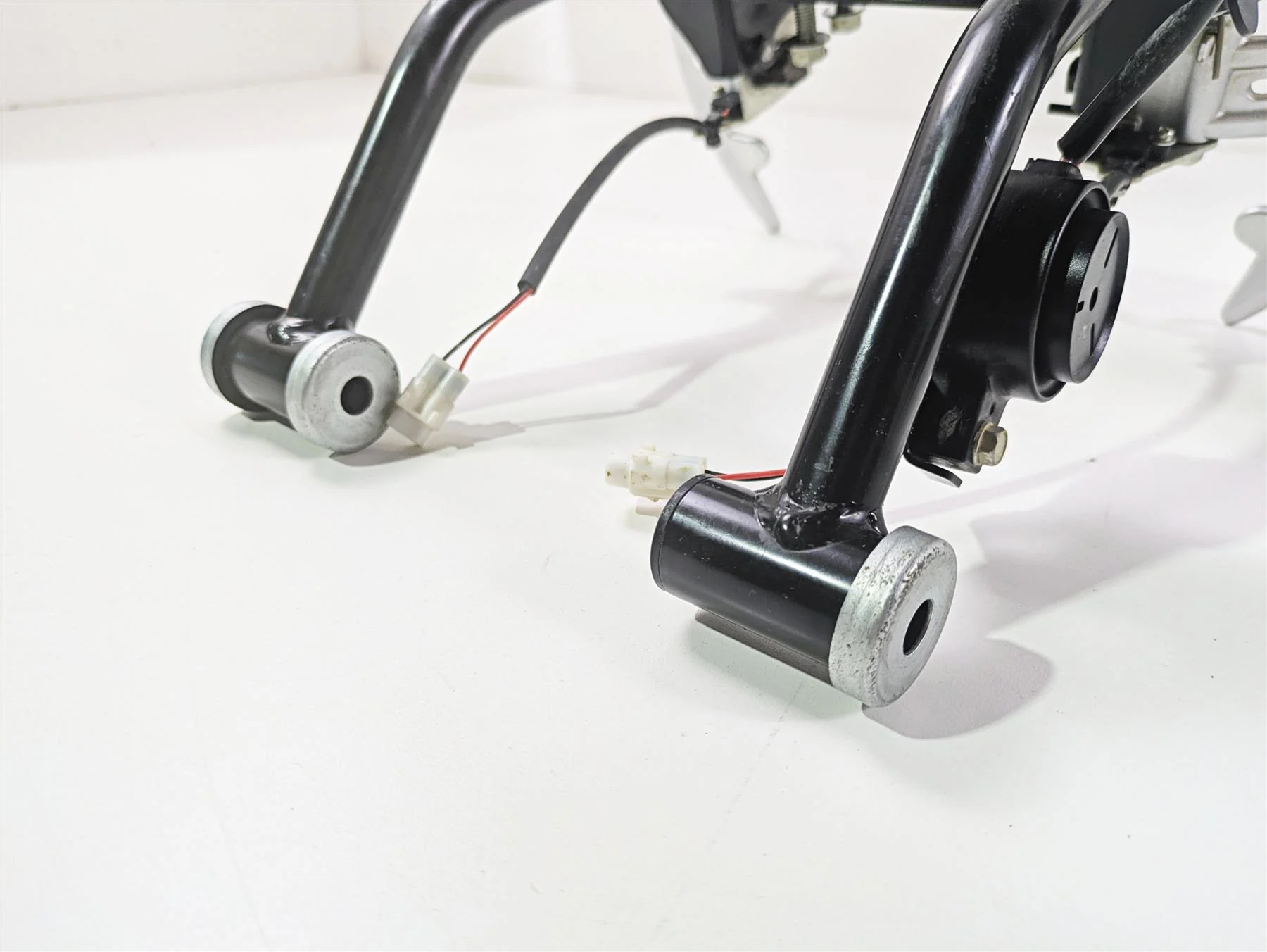 2020 Yamaha YXZ1000 R SS XTR Steering Wheel Mount Shift Paddles 2HC-F3838-02-00 - Image 11