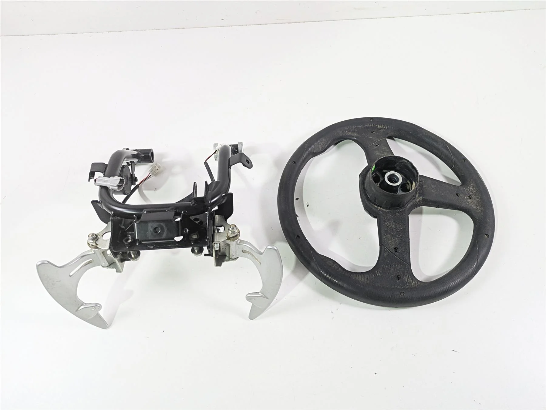 2020 Yamaha YXZ1000 R SS XTR Steering Wheel Mount Shift Paddles 2HC-F3838-02-00 - Image 7