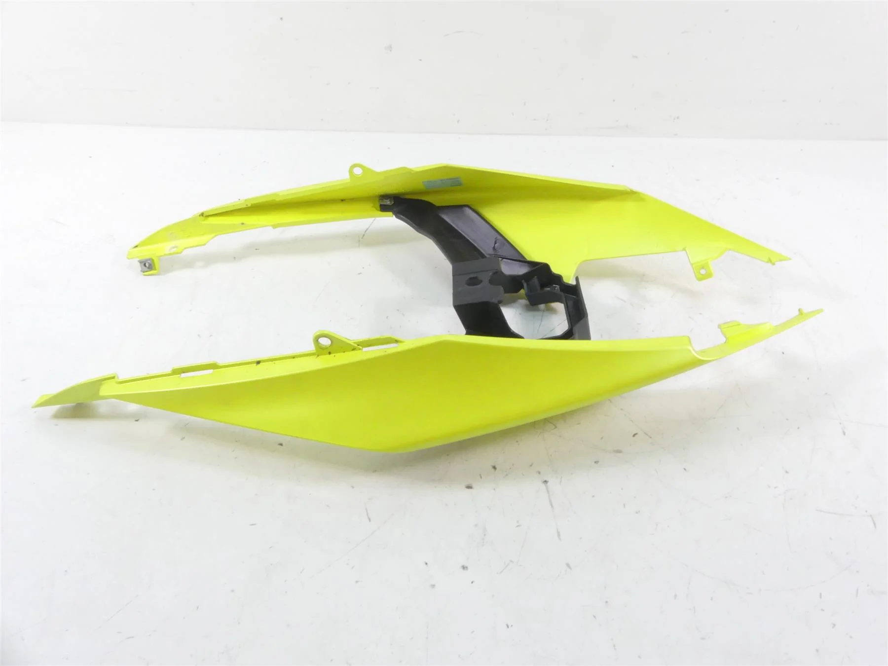 2021 Aprilia RS 660 Rear Left Right Yellow Tail Cover Fairing Set 2B006648 - Image 6