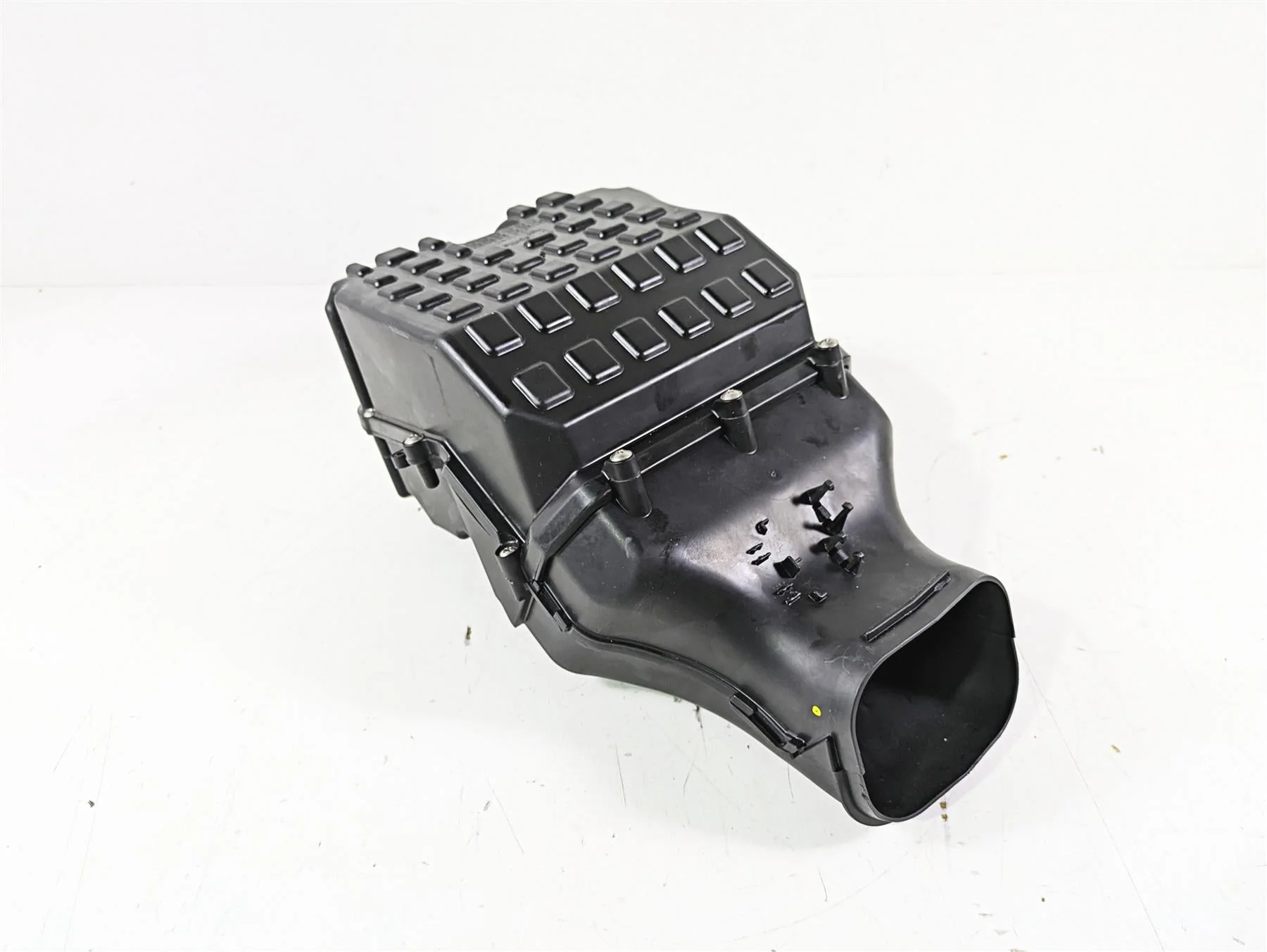 2021 Aprilia RS660 Air Filter Cleaner Breather Box U 2B006527 L 2B006529 - Image 12