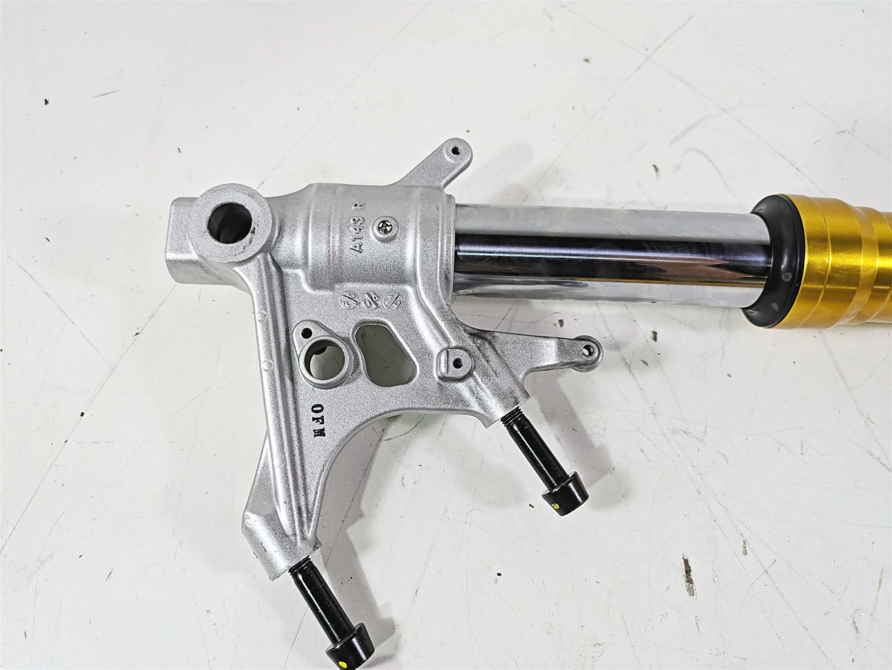 2021 Aprilia RS660 Bent Front Forks Leg Set R 2B006359 L 2B006360 - Image 4