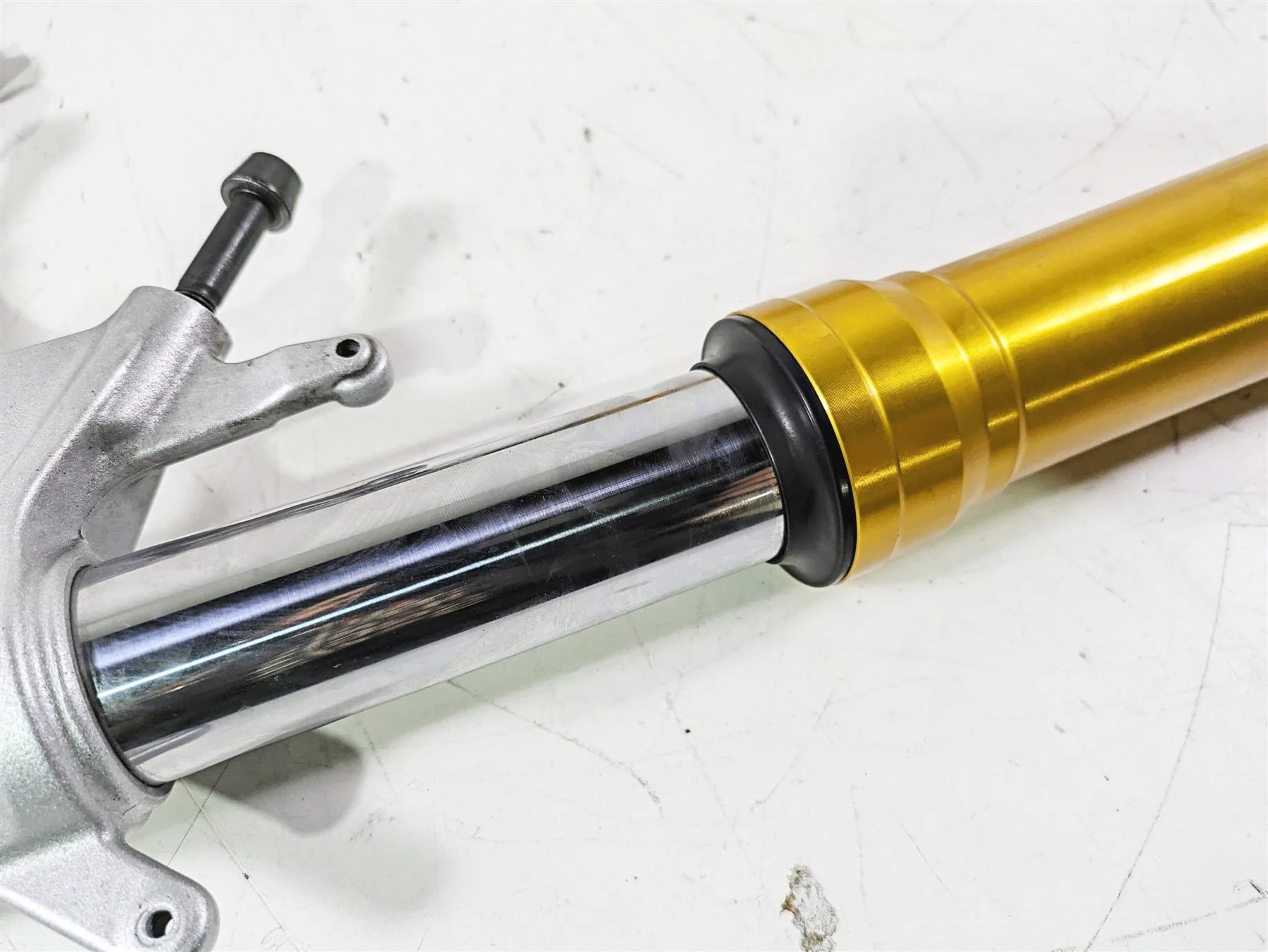 2021 Aprilia RS660 Bent Front Forks Leg Set R 2B006359 L 2B006360 - Image 6