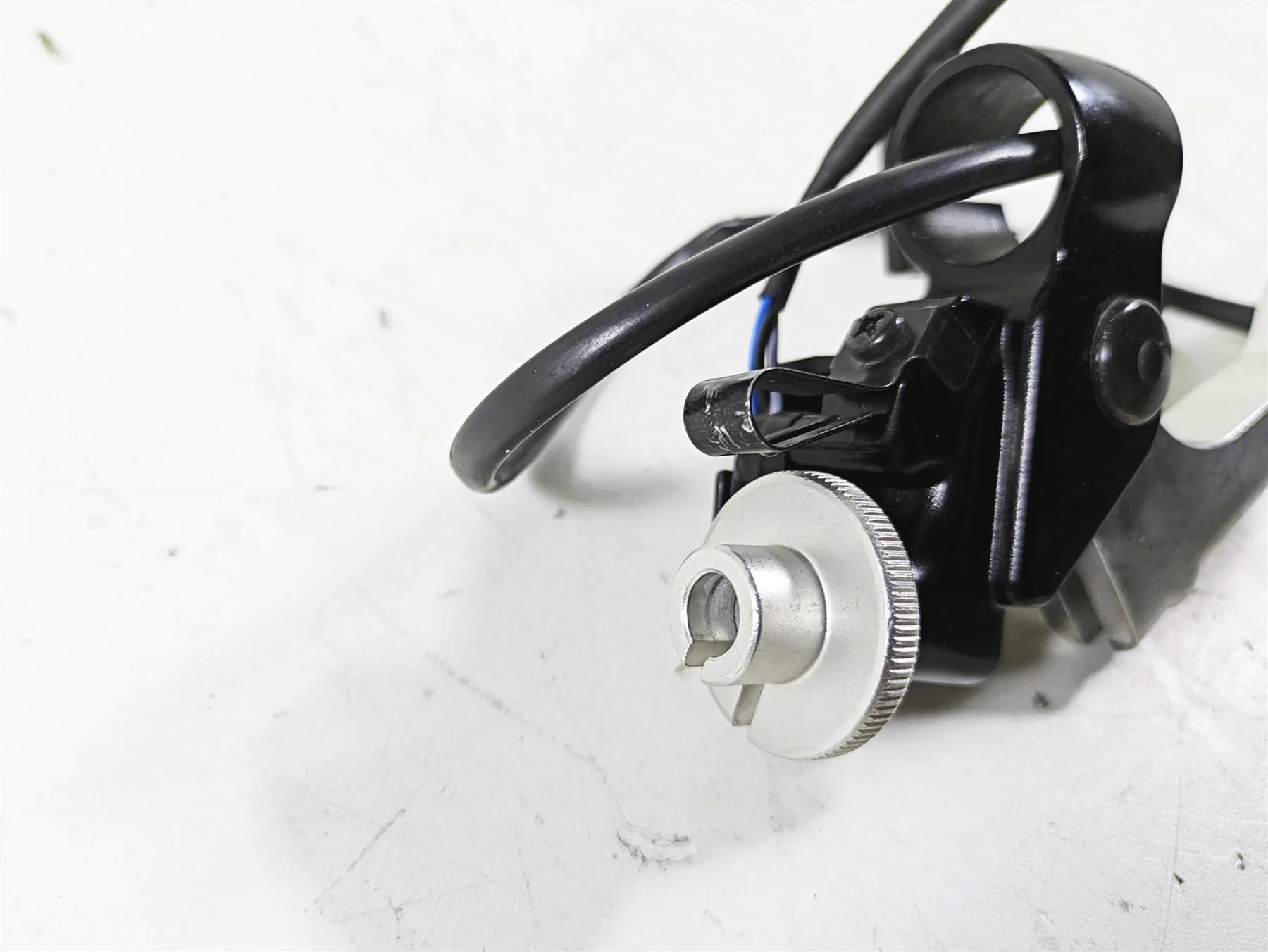 2021 Aprilia RS660 Clutch Perch & Straight Lever & Safety Switch 2B003552 - Image 12