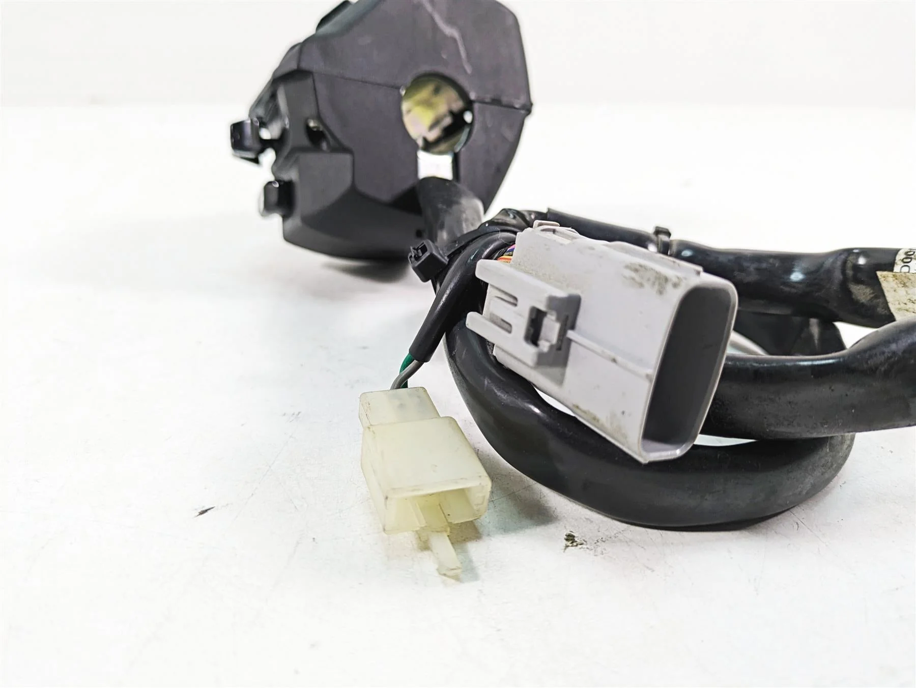 2021 Aprilia RS660 Left Hand Turn Signal Menu Cruise Control Switch 2D000548 - Image 8