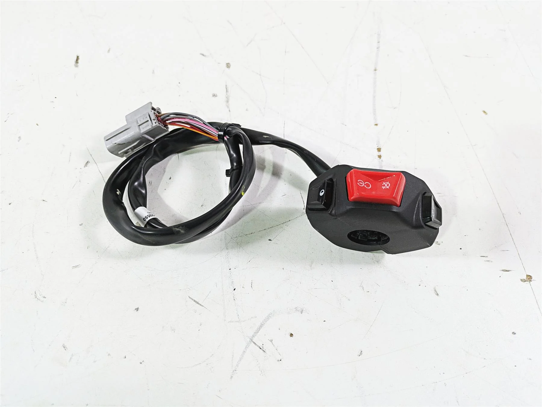 2021 Aprilia RS660 Light Right Hand Control Switch 2D000550 - Image 2