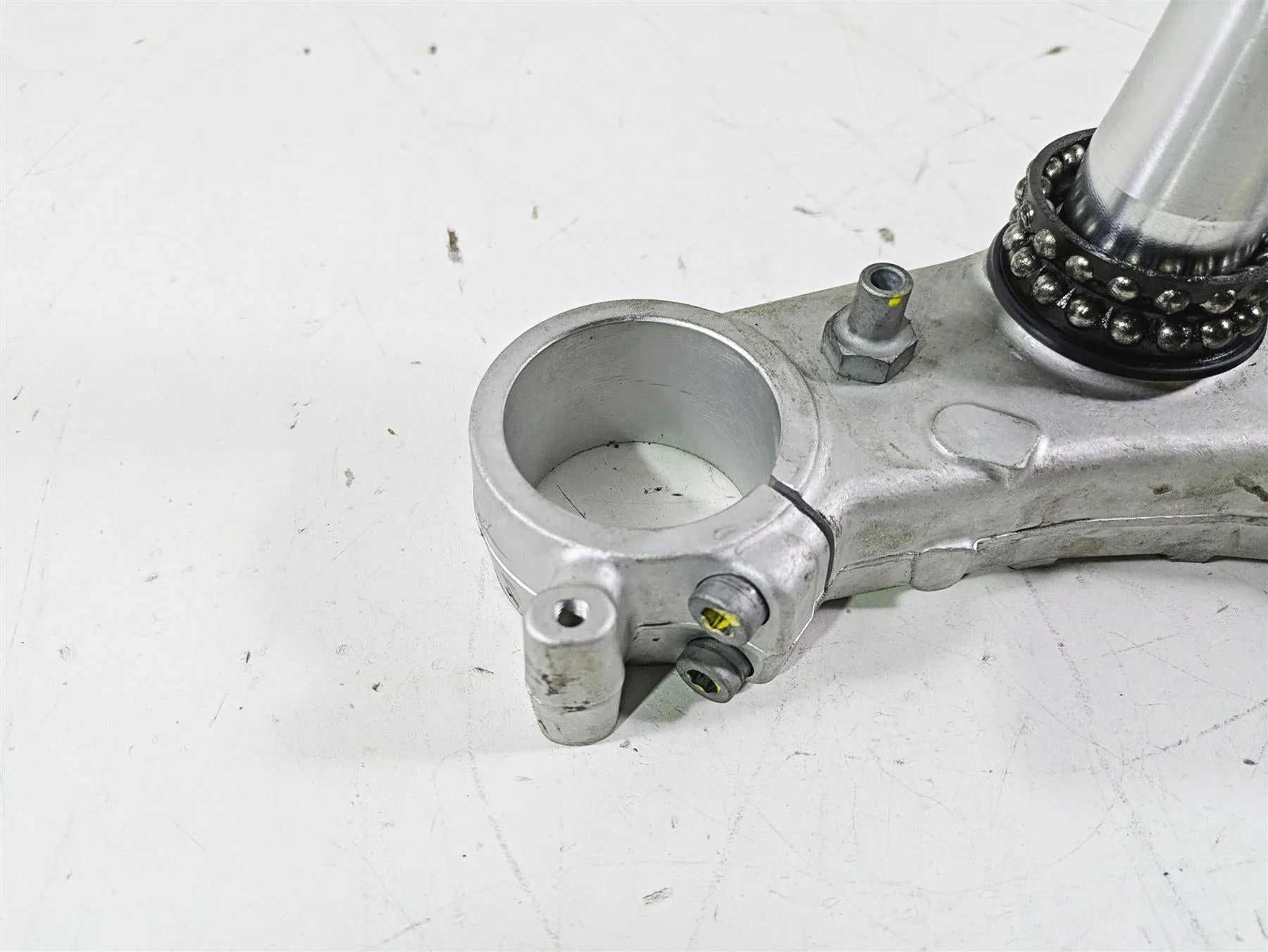 2021 Aprilia RS660 Lower Triple Tree Steering Clamp 2B005255 - Image 7