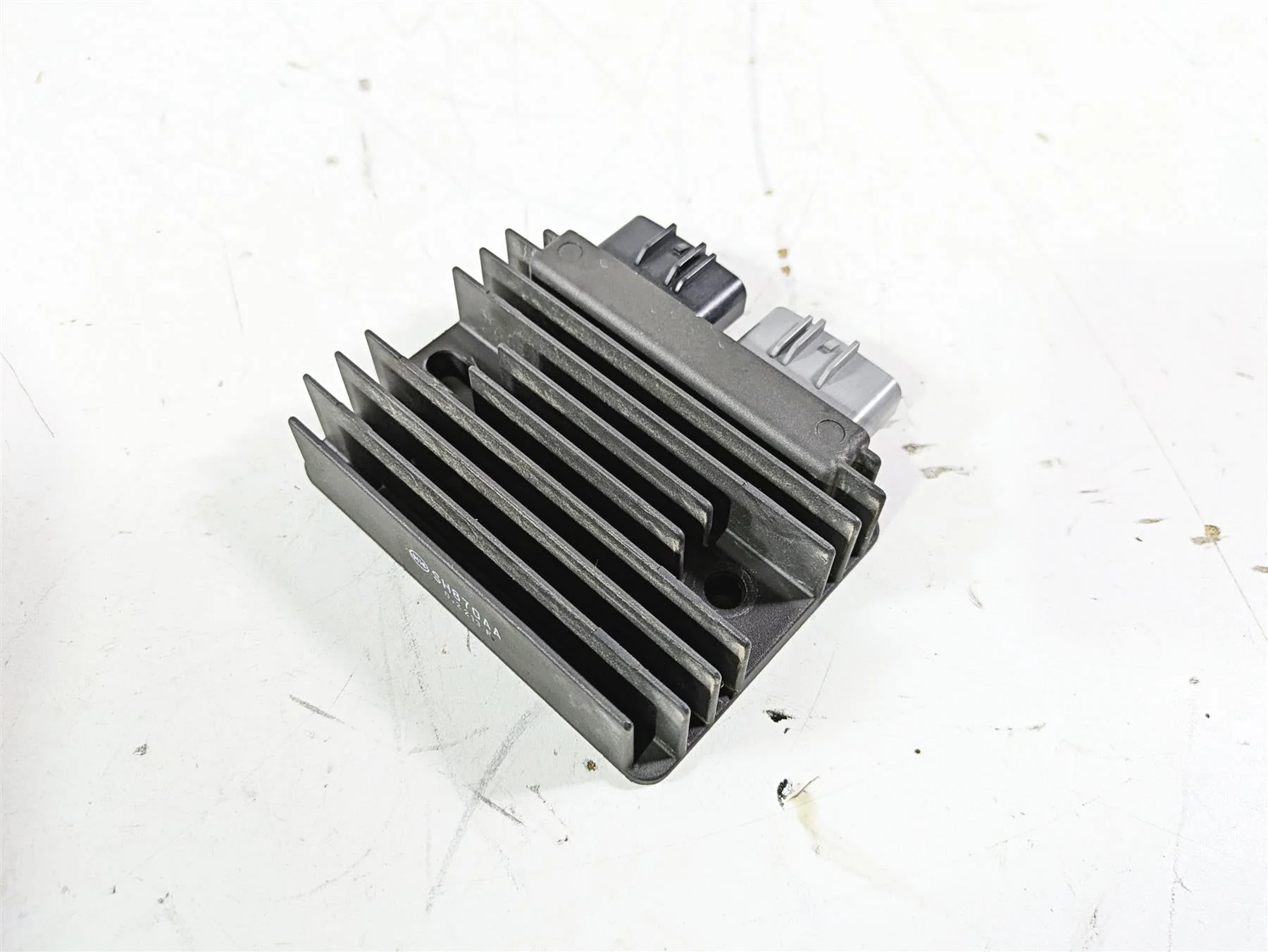 2021 Aprilia RS660 Rectifier Voltage Regulator 1A012332 SH870AA - Image 10