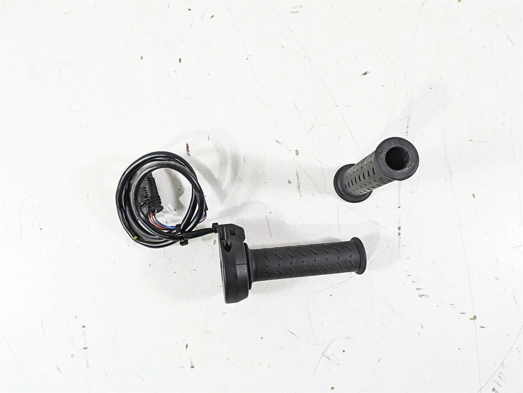 2021 Aprilia RS660 Ride Fly By Wire Throttle Sensor 2D000095 - Image 4
