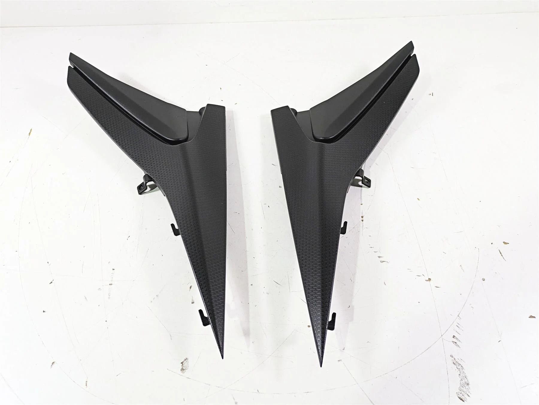 2021 Aprilia RS660 Under Seat Infill Cover Fairings 2B006645 L 2B006646