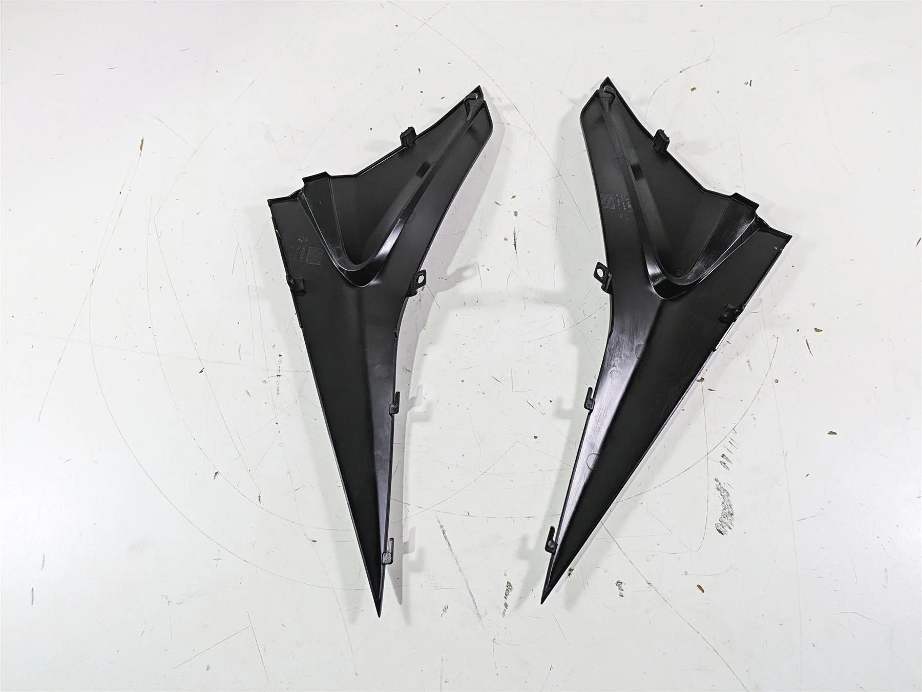 2021 Aprilia RS660 Under Seat Infill Cover Fairings 2B006645 L 2B006646 - Image 10