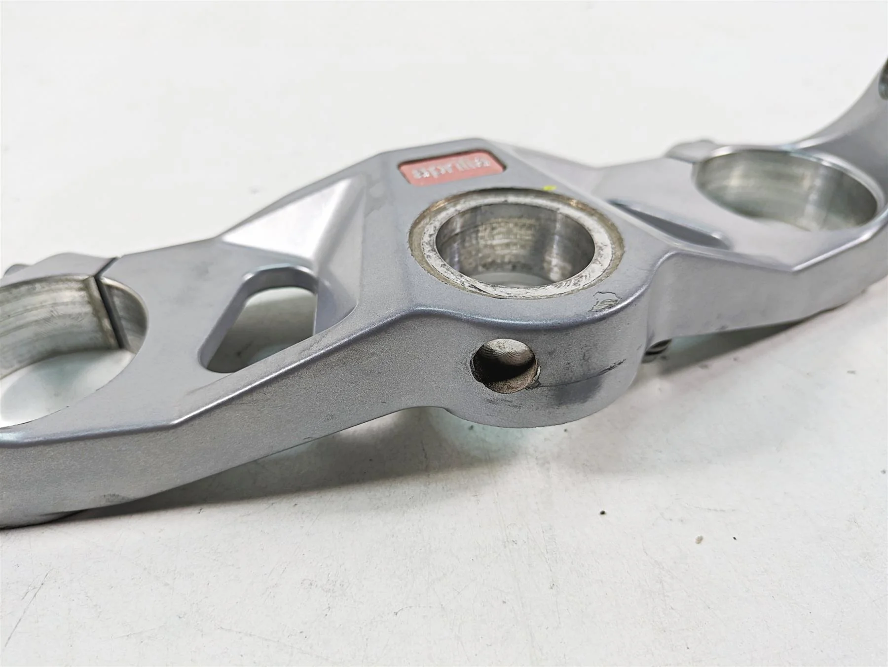 2021 Aprilia RS660 Upper Triple Tree Steering Clamp 51mm - Read 2B005253 - Image 12