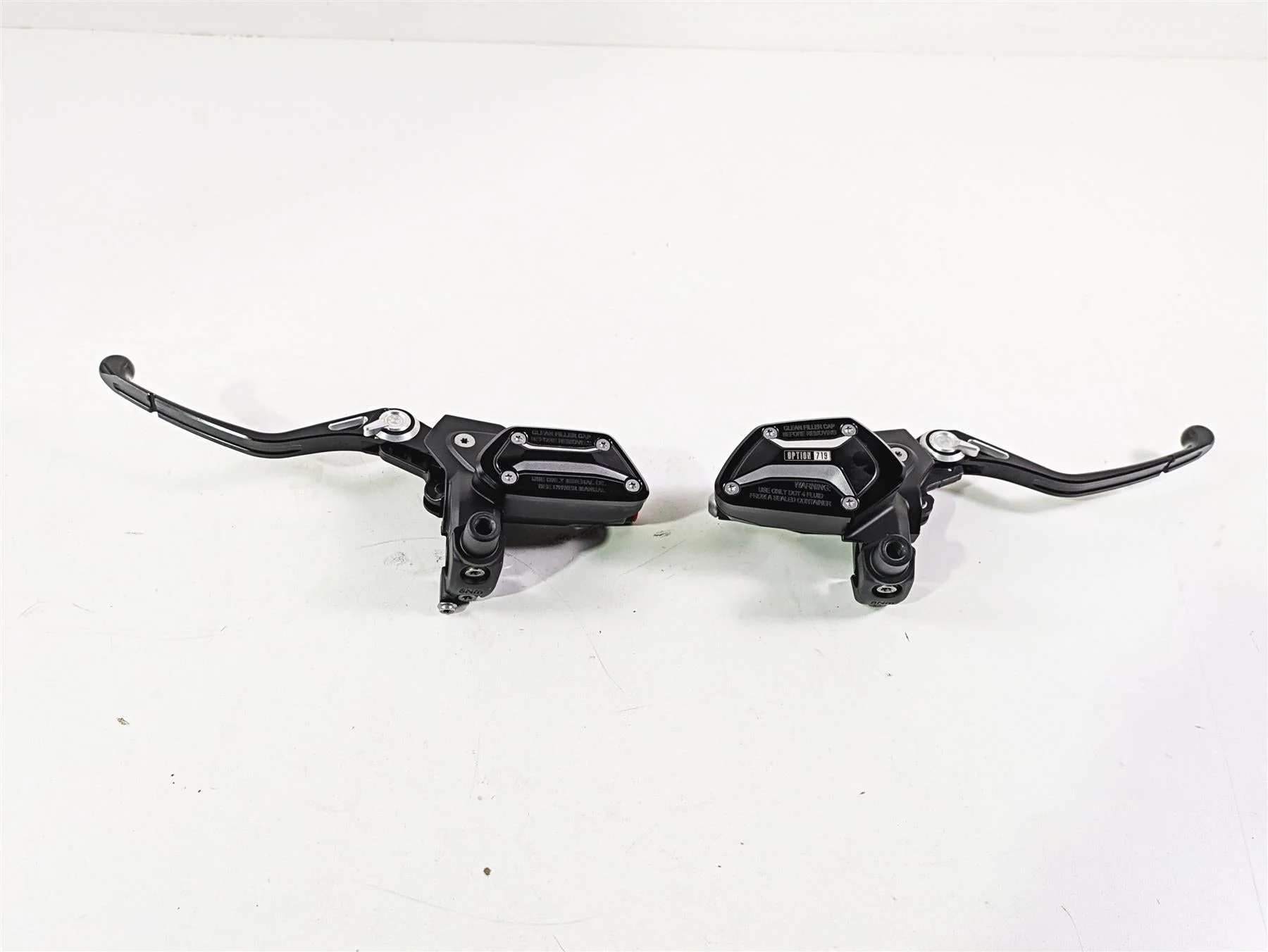 2021 BMW R1250GS K51 Adv Clutch & Brake Master Cylinder Option 719 32728559604 - Image 2