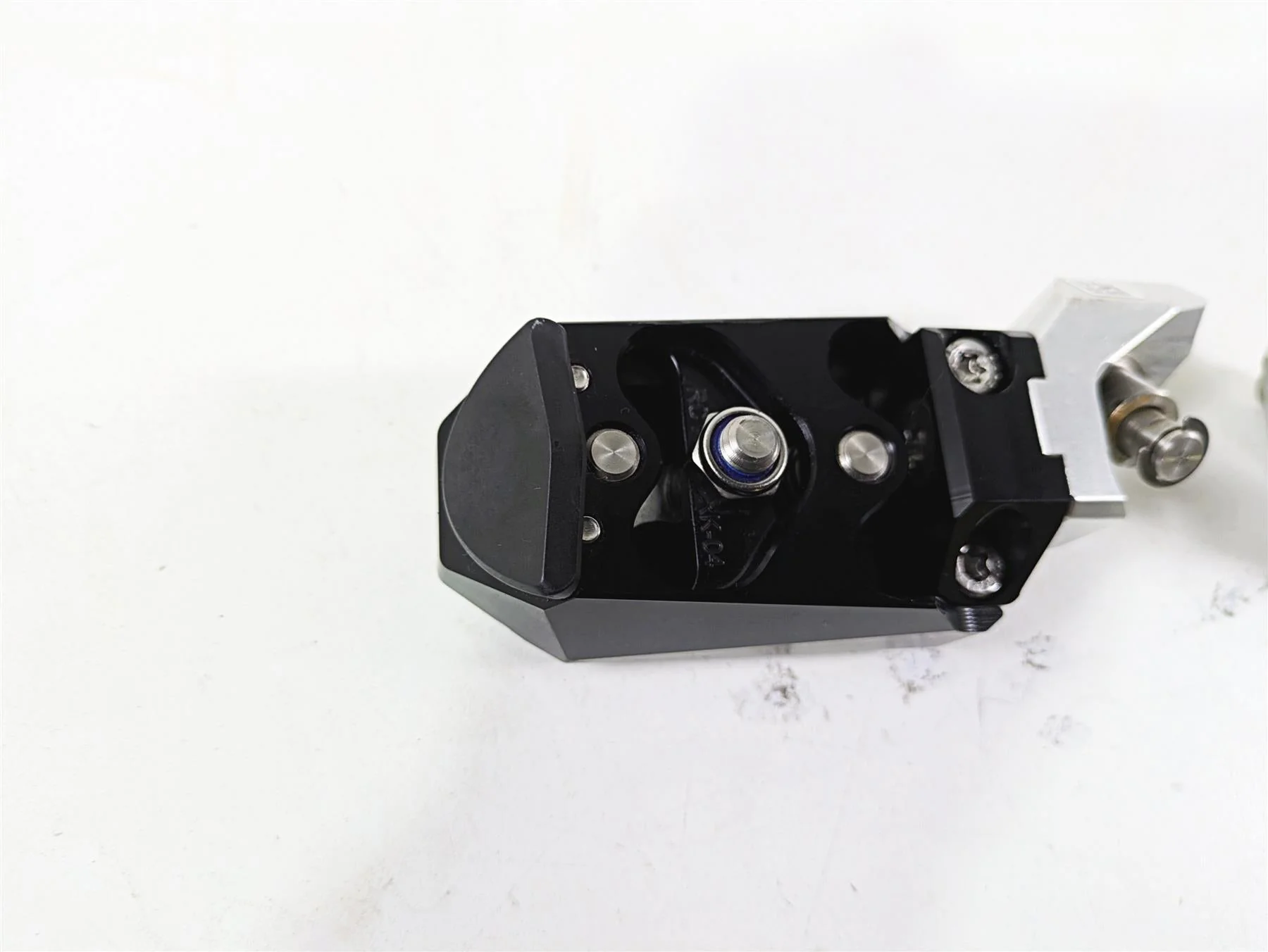 2021 BMW R1250GS K51 Adv Front Footpeg Rest Option 719 46719829532 46719829537 - Image 10