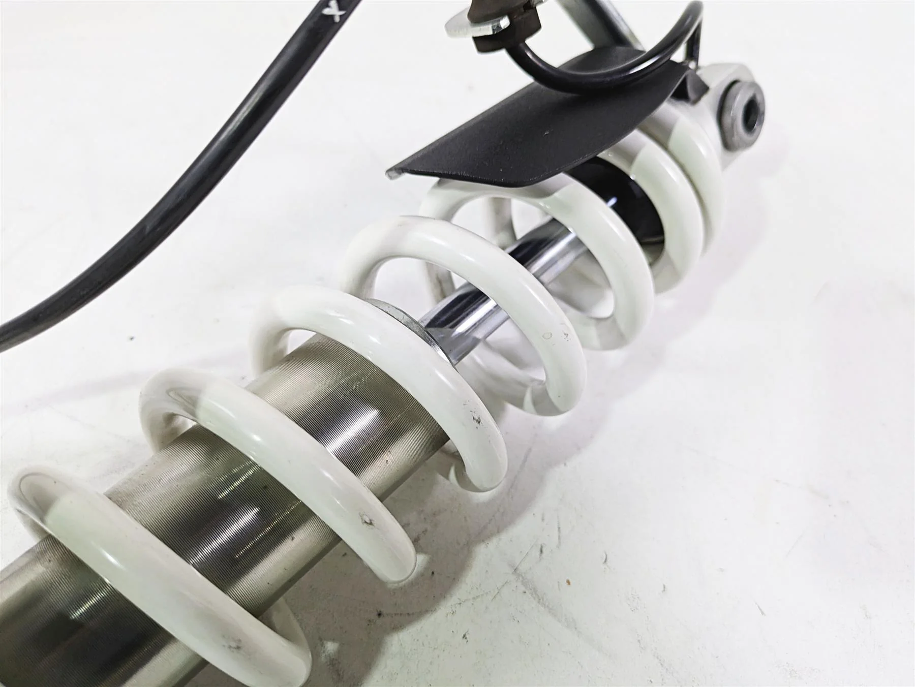 2021 BMW R1250GS K51 Adv Front Shock Damper Esa Low 31488563286 - Image 6