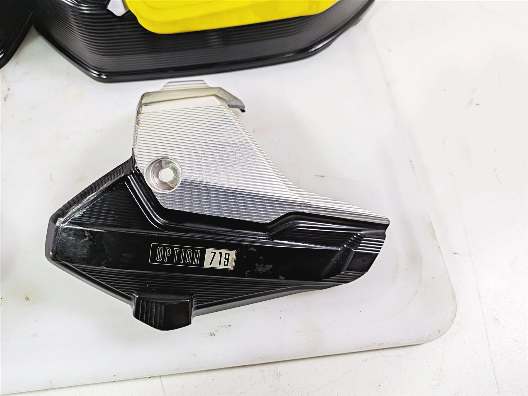 2021 BMW R1250GS K51 Adv Option 719 Valve Cover Set HP Shadow 11128405489 - Image 4