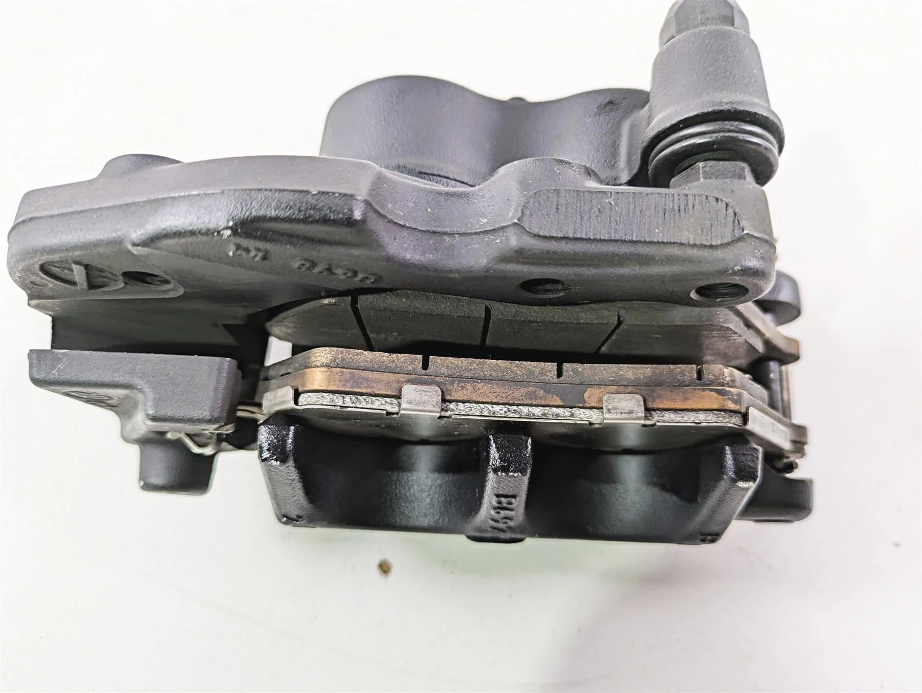 2021 BMW R1250GS K51 Adv Rear Brake Caliper Brembo 34218535160 - Image 10