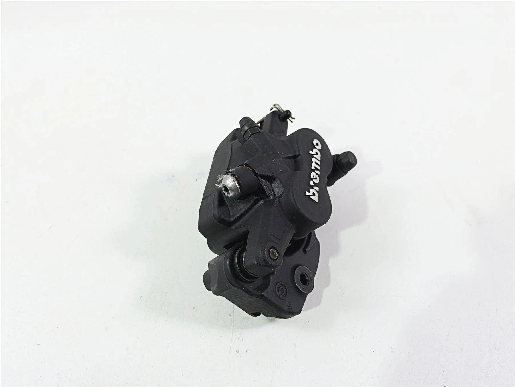 2021 BMW R1250GS K51 Adv Rear Brake Caliper Brembo 34218535160 - Image 4