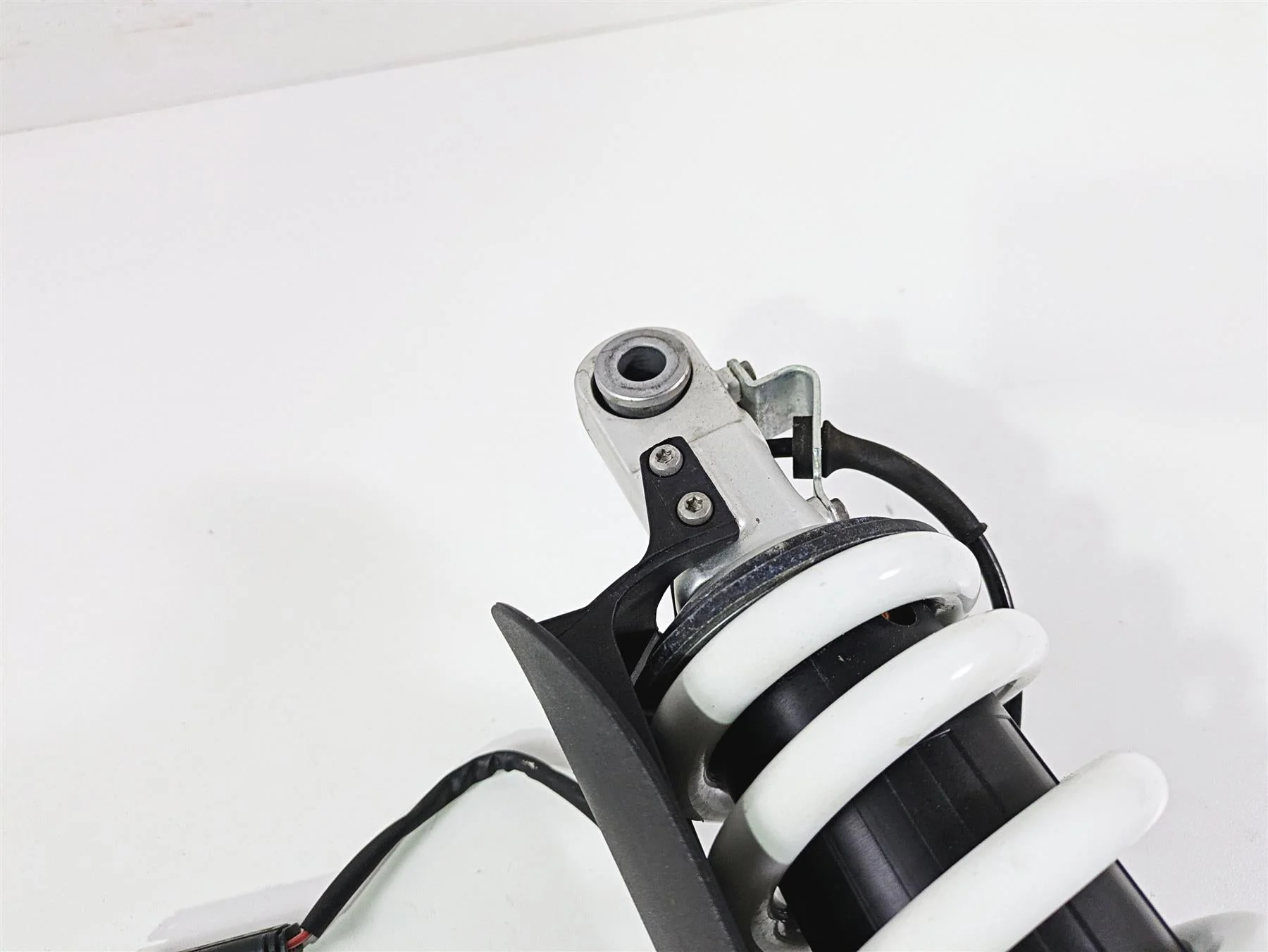 2021 BMW R1250GS K51 Adv Rear Shock Damper Esa Low 33548563287 - Image 7