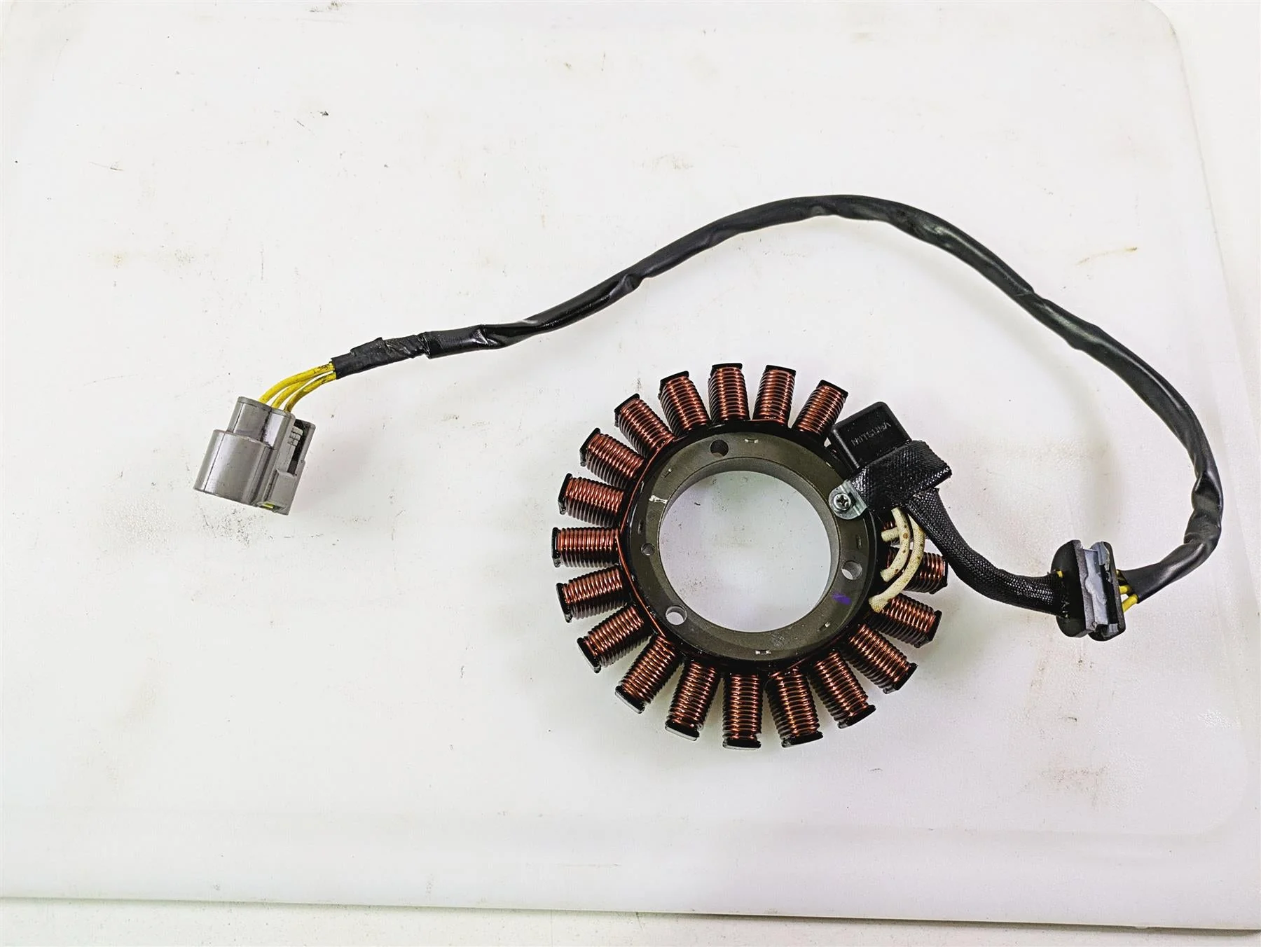 2021 BMW R1250GS K51 Adv Stator Alternator Generator 12318406639 - Image 8