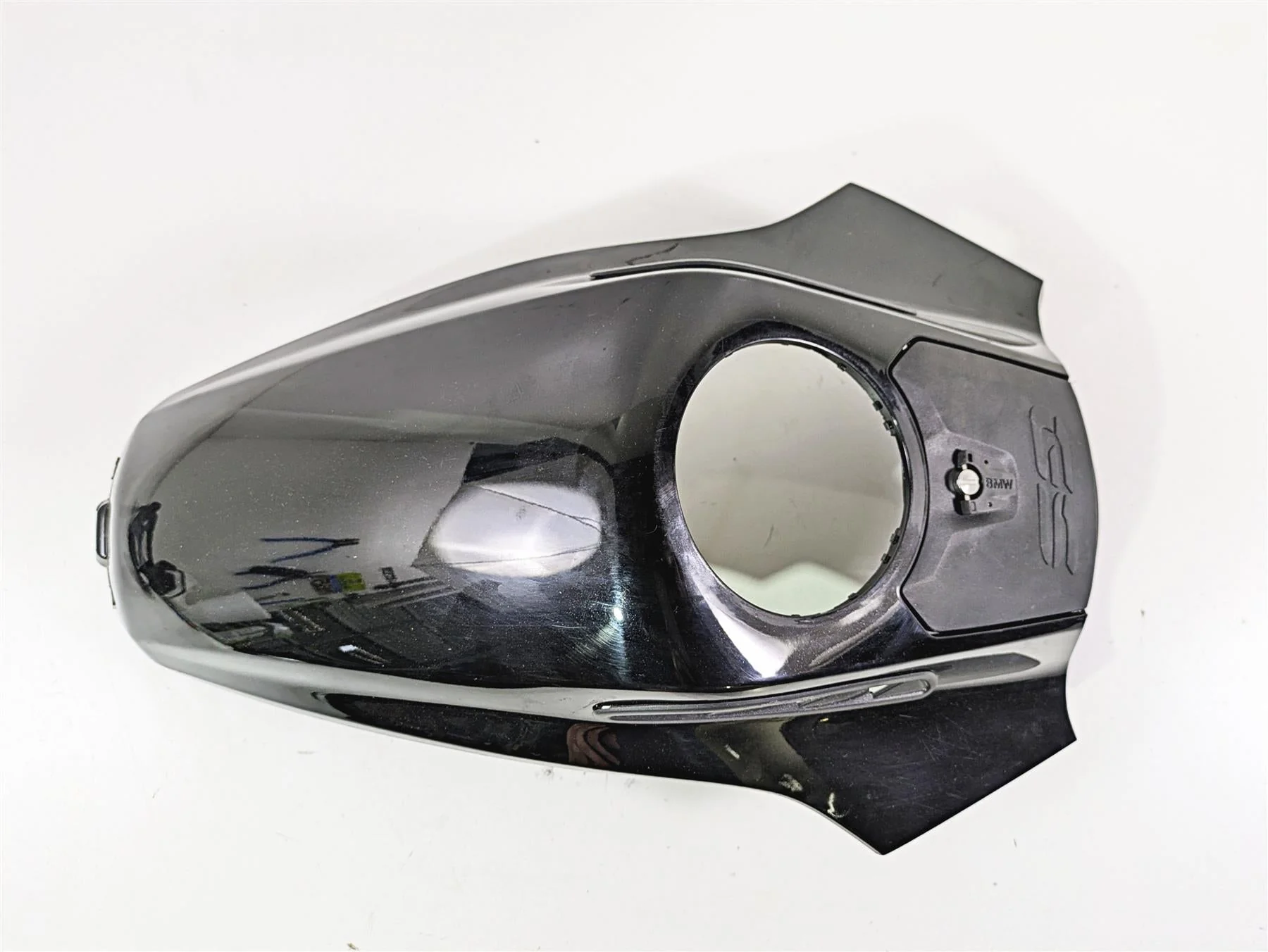 2021 BMW R1250GS K51 Adv Upper Center Tank Fairing Cover 46638536936 46638532243 - Image 5