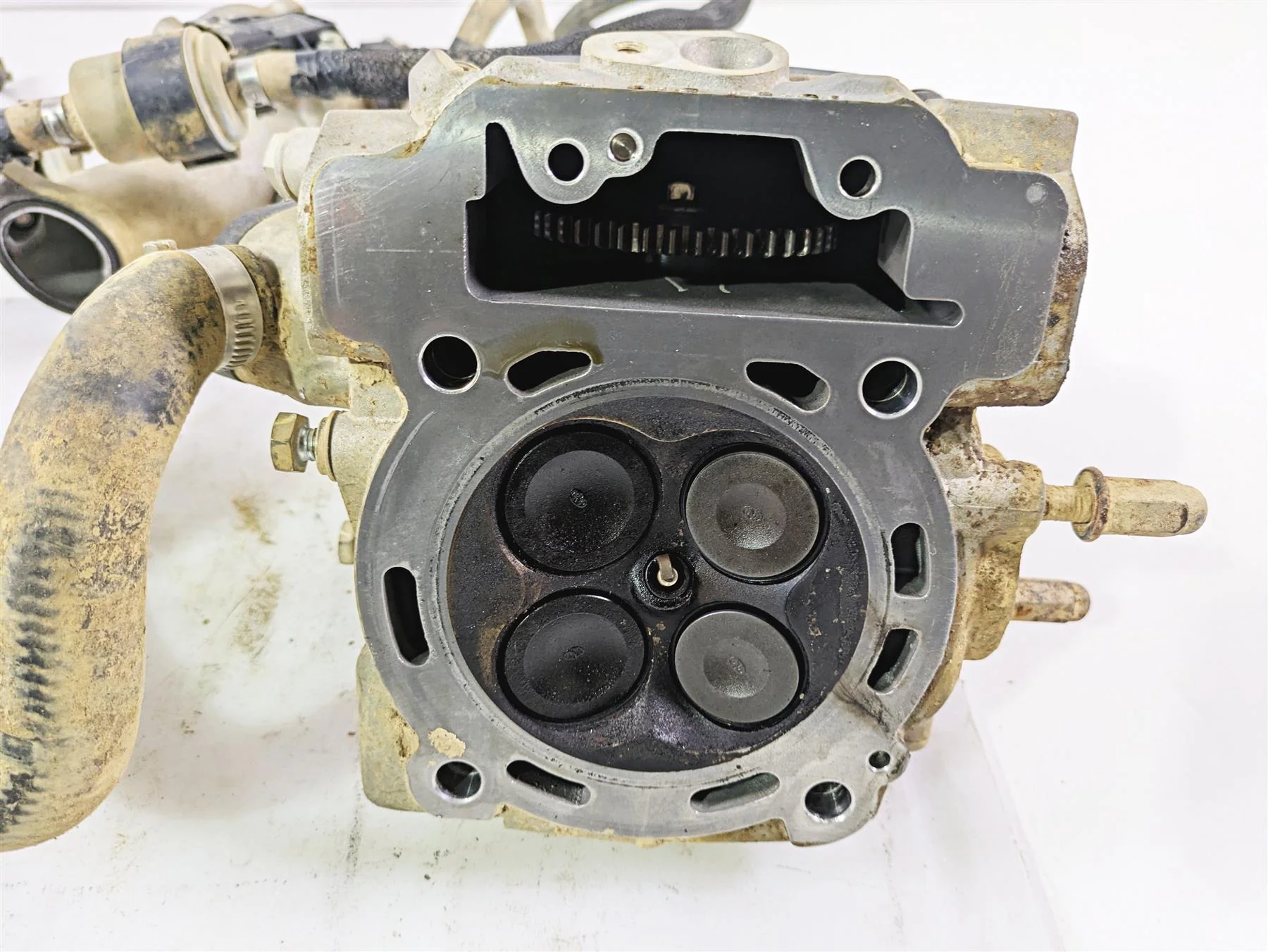 2021 CFMoto Zforce 950 Sport Cylinderhead Cam Shaft Set 419mi 0JY0-024001 - Image 6