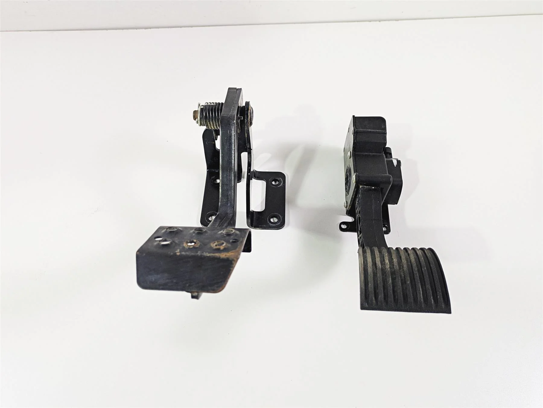 2021 CFMoto Zforce 950 Sport Foot Brake Pedal Lever Set 5BY0-105000 5HY0-082000