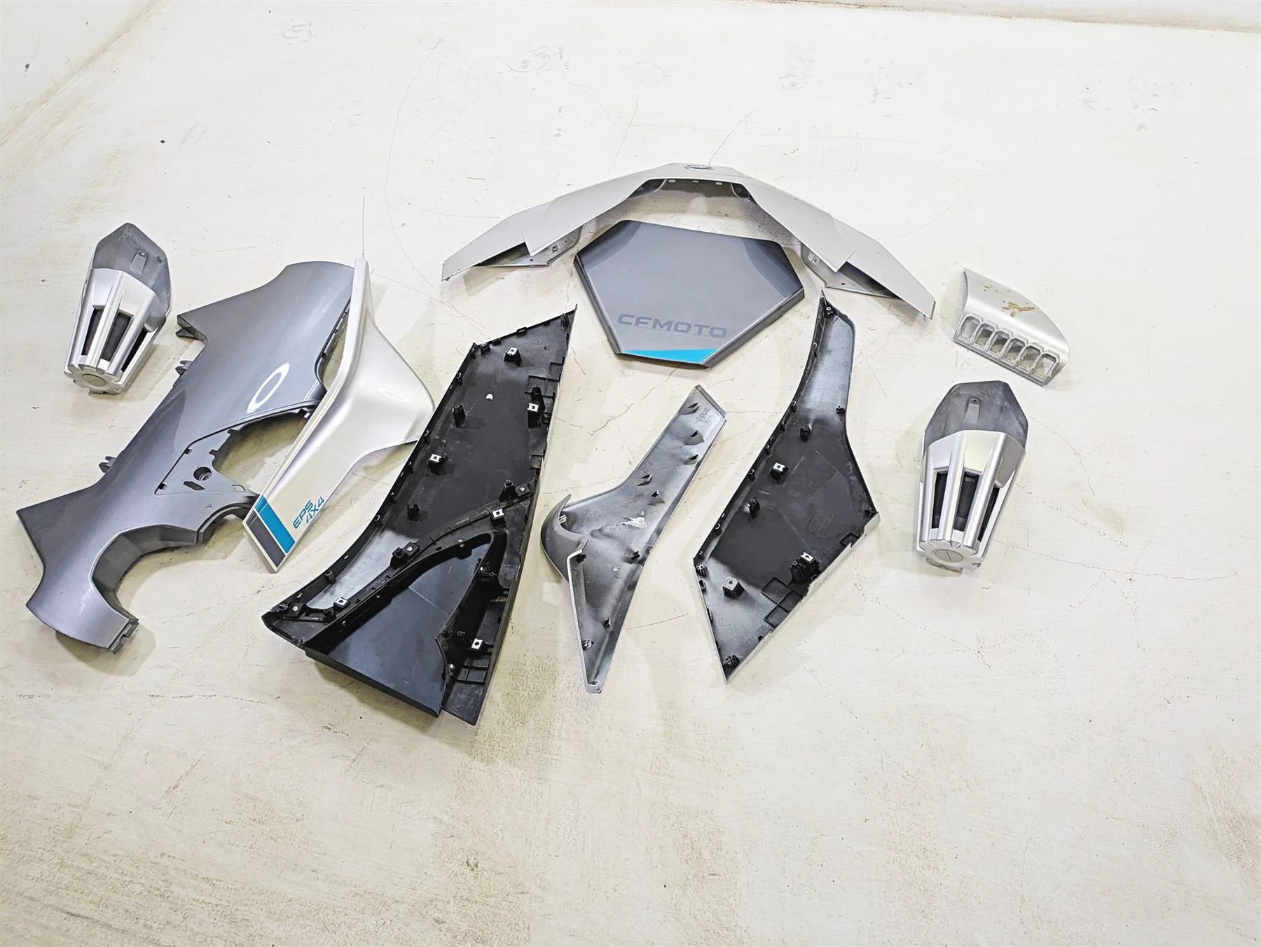 2021 CFMoto Zforce 950 Sport Outer Fairing Fender Hood Cover Set 5BY0-371006 - Image 2
