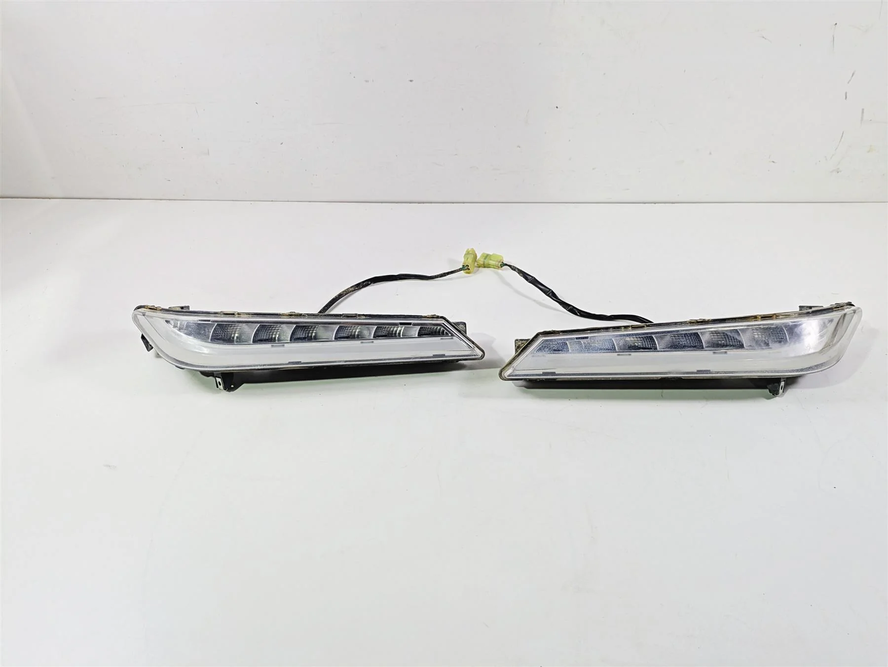 2021 CFMoto Zforce 950 Sport Taillight Tail Light Lamp Lens READ 5BY0-160210