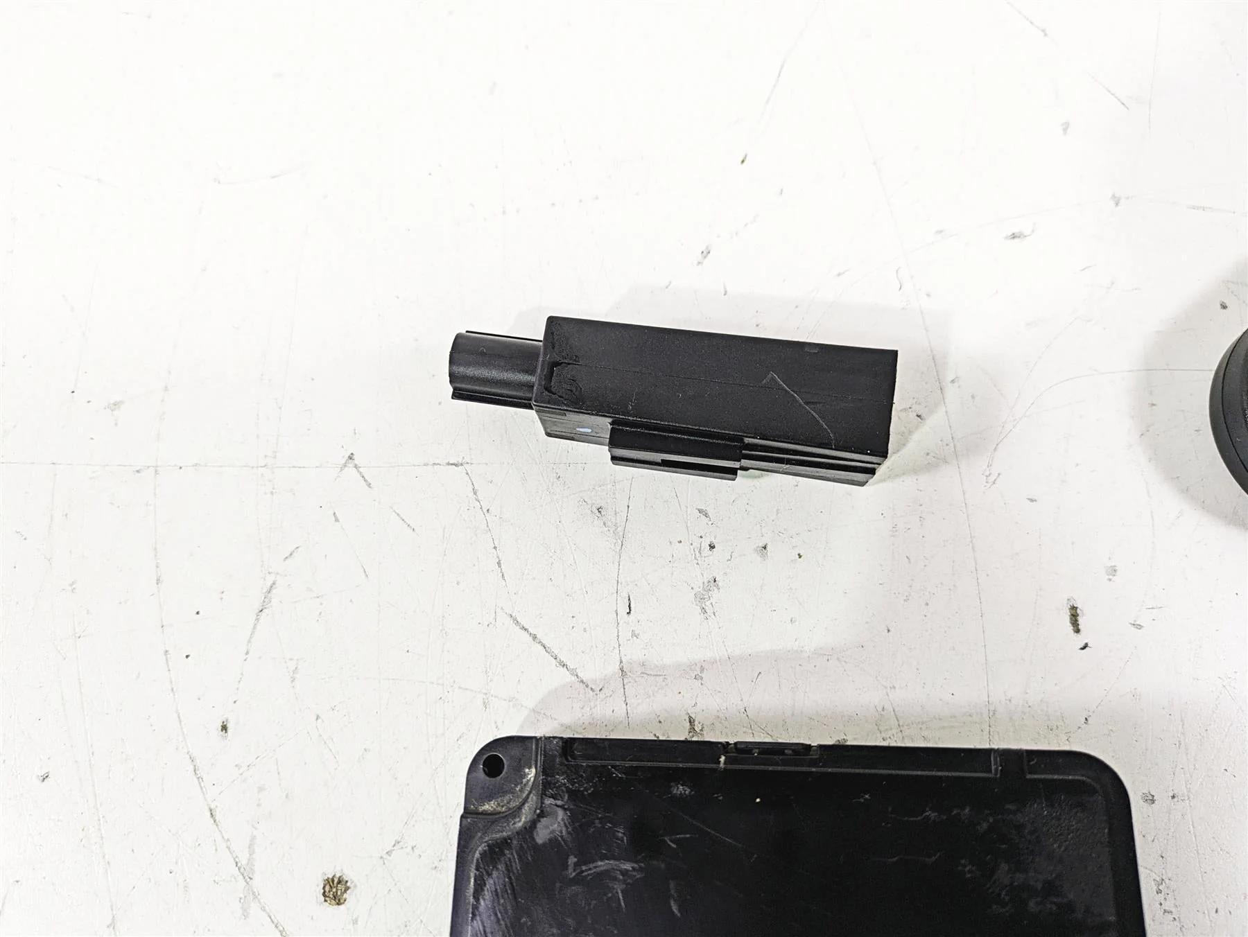 2021 Harley Softail FLSL Slim Bcm Y-Axis Security Fob Antenna 41000349F - Image 10