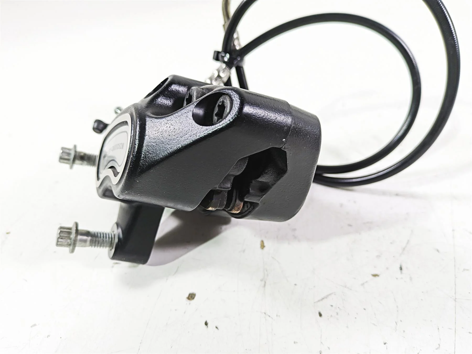 2021 Harley Softail FLSL Slim Front Brake Caliper & Line 41300095 - Image 11