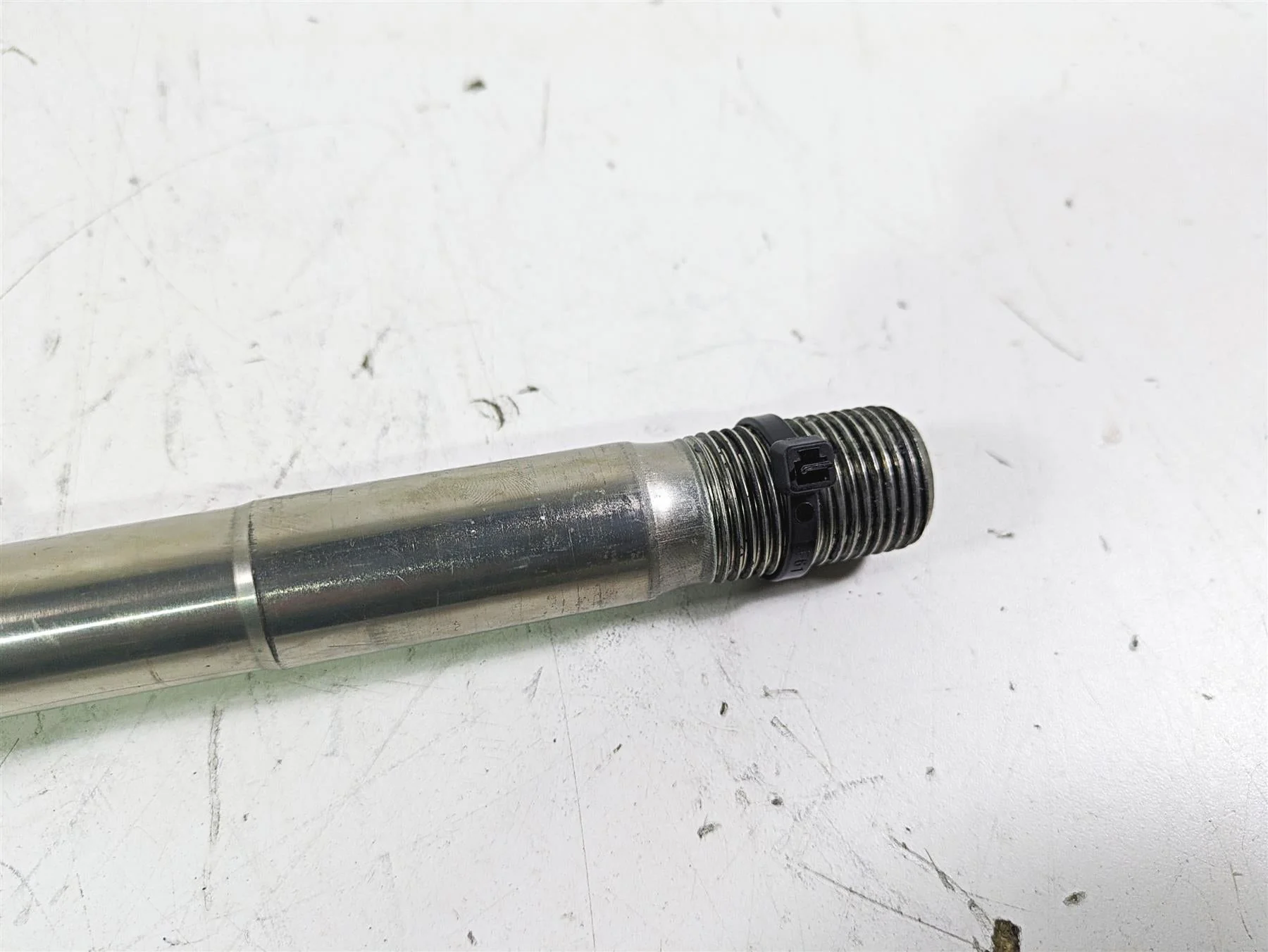 2021 Harley Softail FLSL Slim Front Wheel Spindle Axle 43000080 - Image 6