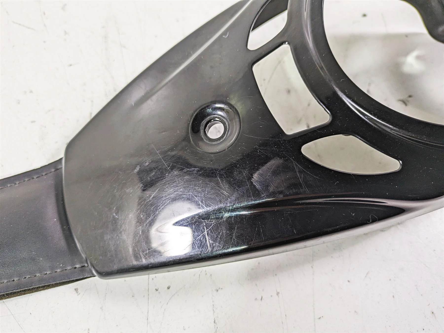 2021 Harley Softail FLSL Slim Fuel Tank Dash Instrument Cover Console 70900716 - Image 6