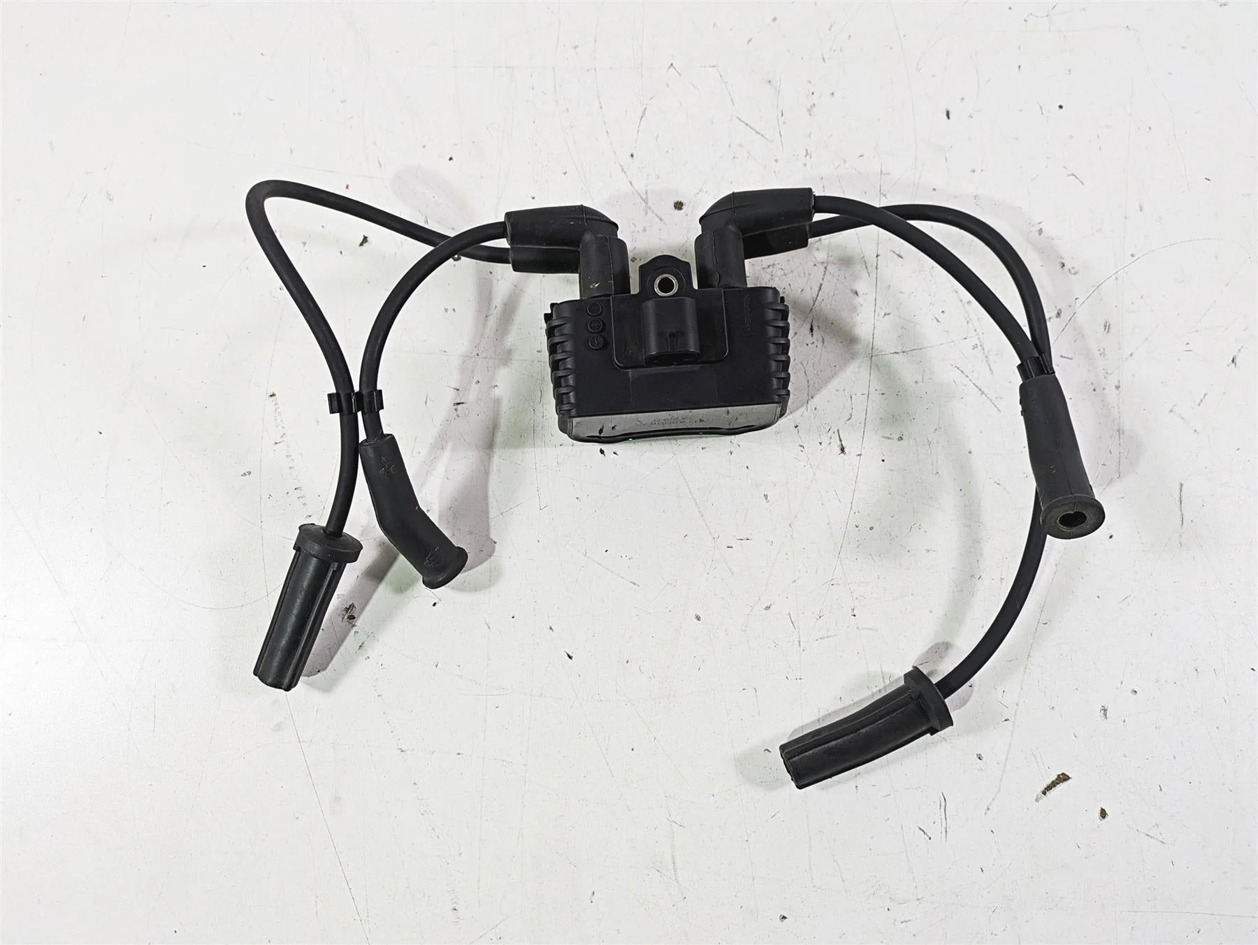 2021 Harley Softail FLSL Slim Ignition Coil Wires Plugs -Tested 31600067 - Image 4