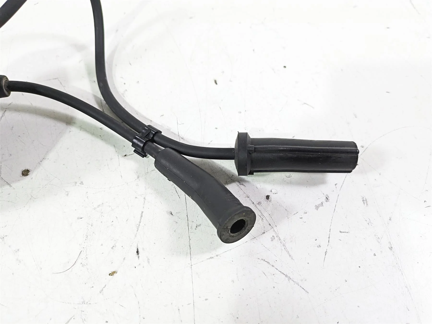 2021 Harley Softail FLSL Slim Ignition Coil Wires Plugs -Tested 31600067 - Image 7