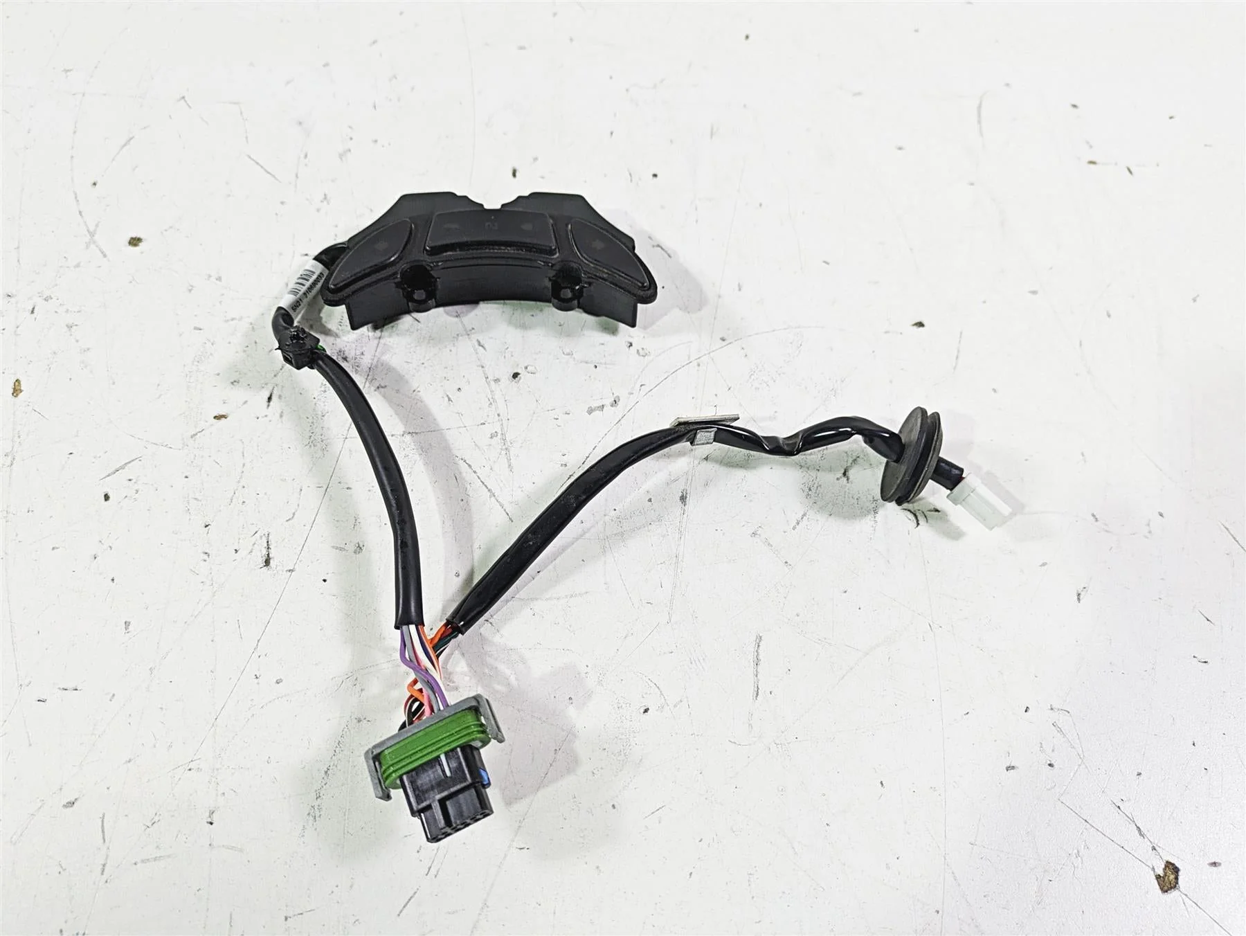 2021 Harley Softail FLSL Slim Instrument Indicator Light Set 69201504 - Image 3