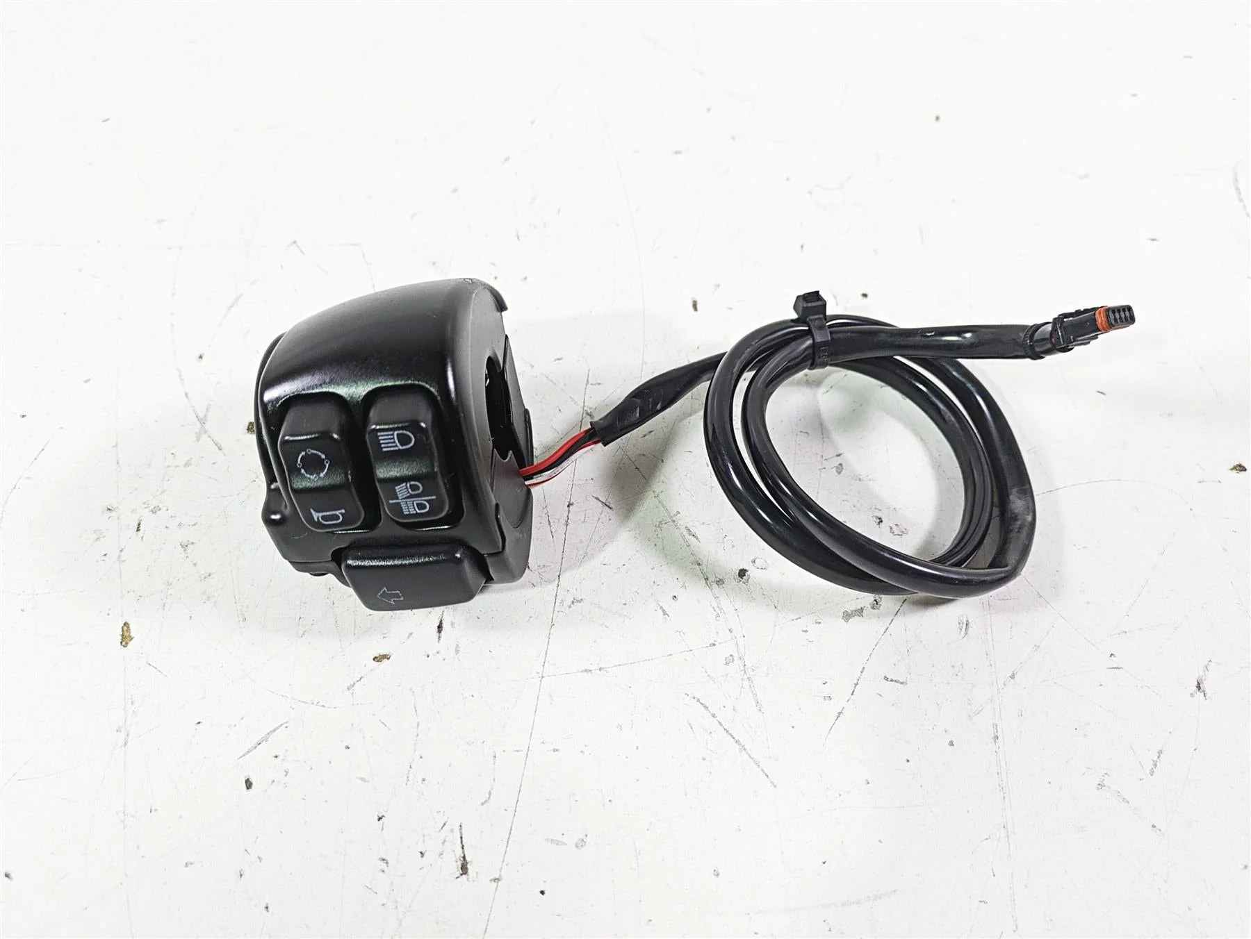 2021 Harley Softail FLSL Slim Left Hand Control Switch  71500292 - Image 12