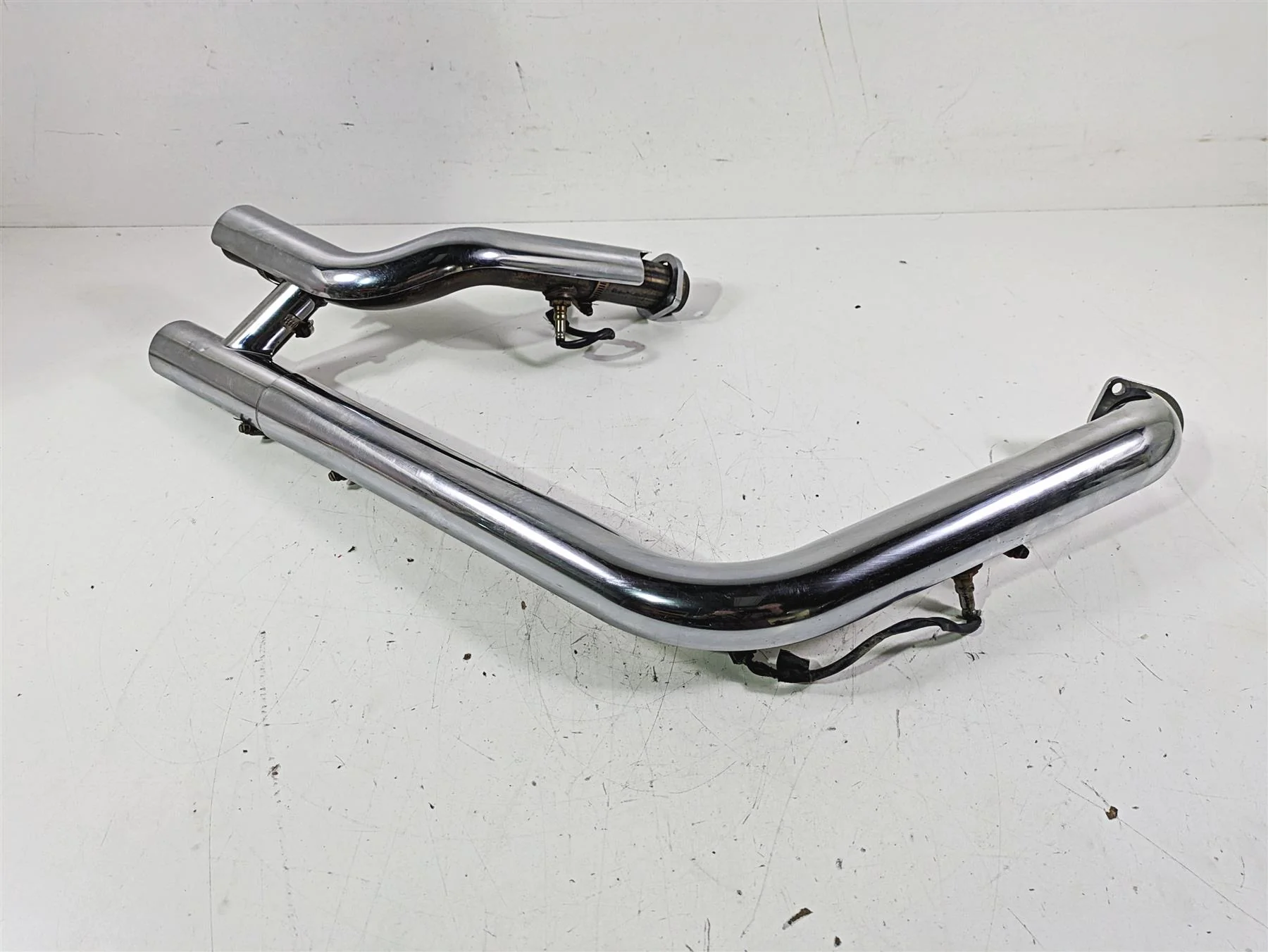 2021 Harley Softail FLSL Slim Oem Exhaust Header & Heat Shields 65600248 - Image 12